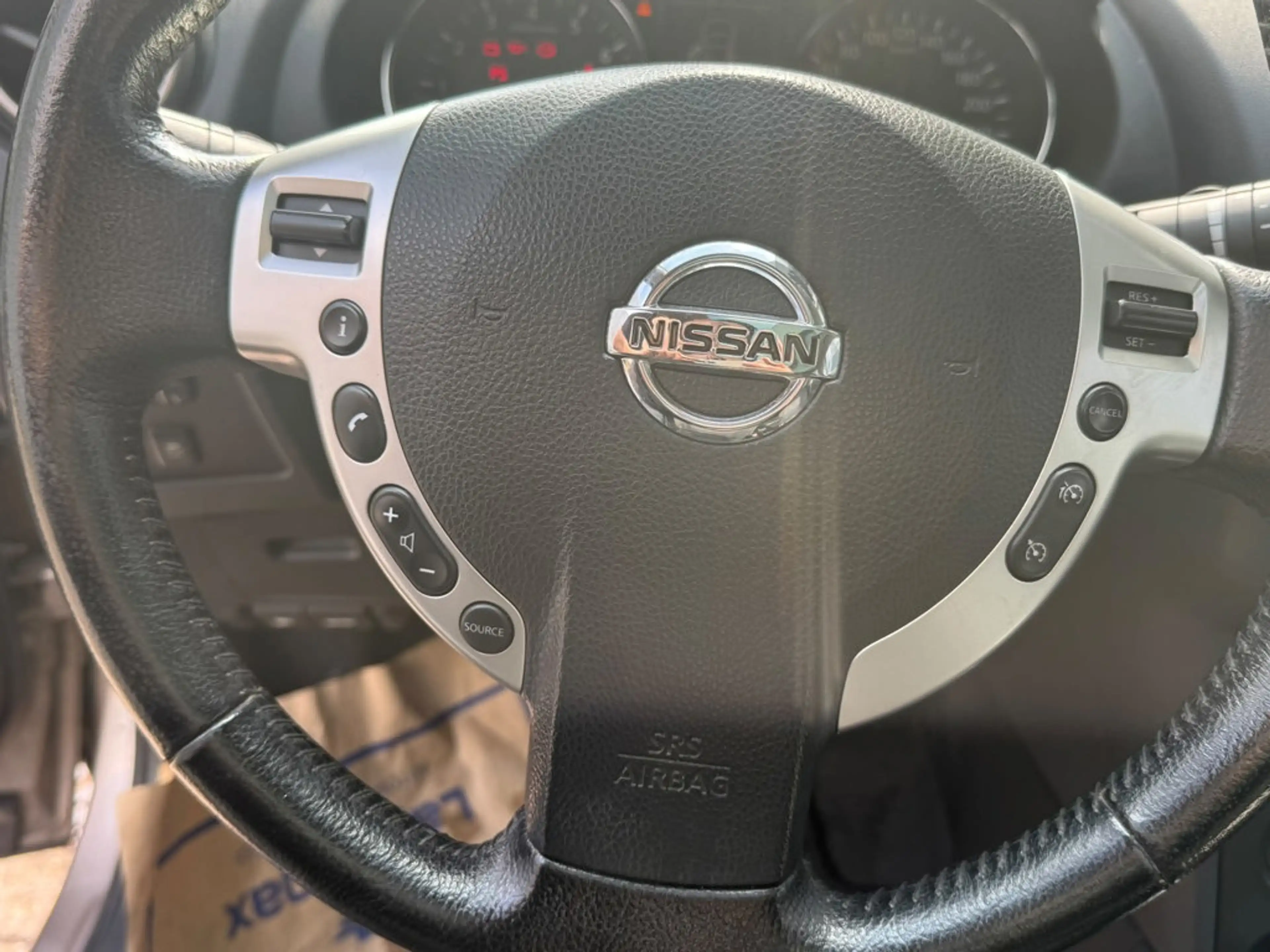 Nissan Qashqai+2 1.6 Connect Edition — photo 13