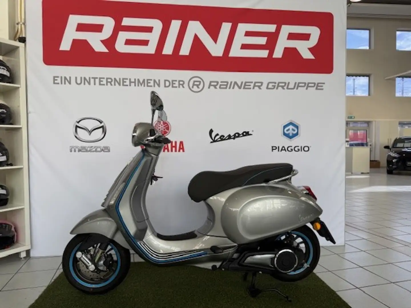 Vespa Elettrica Elettrica L1 Gümüş rengi - 1