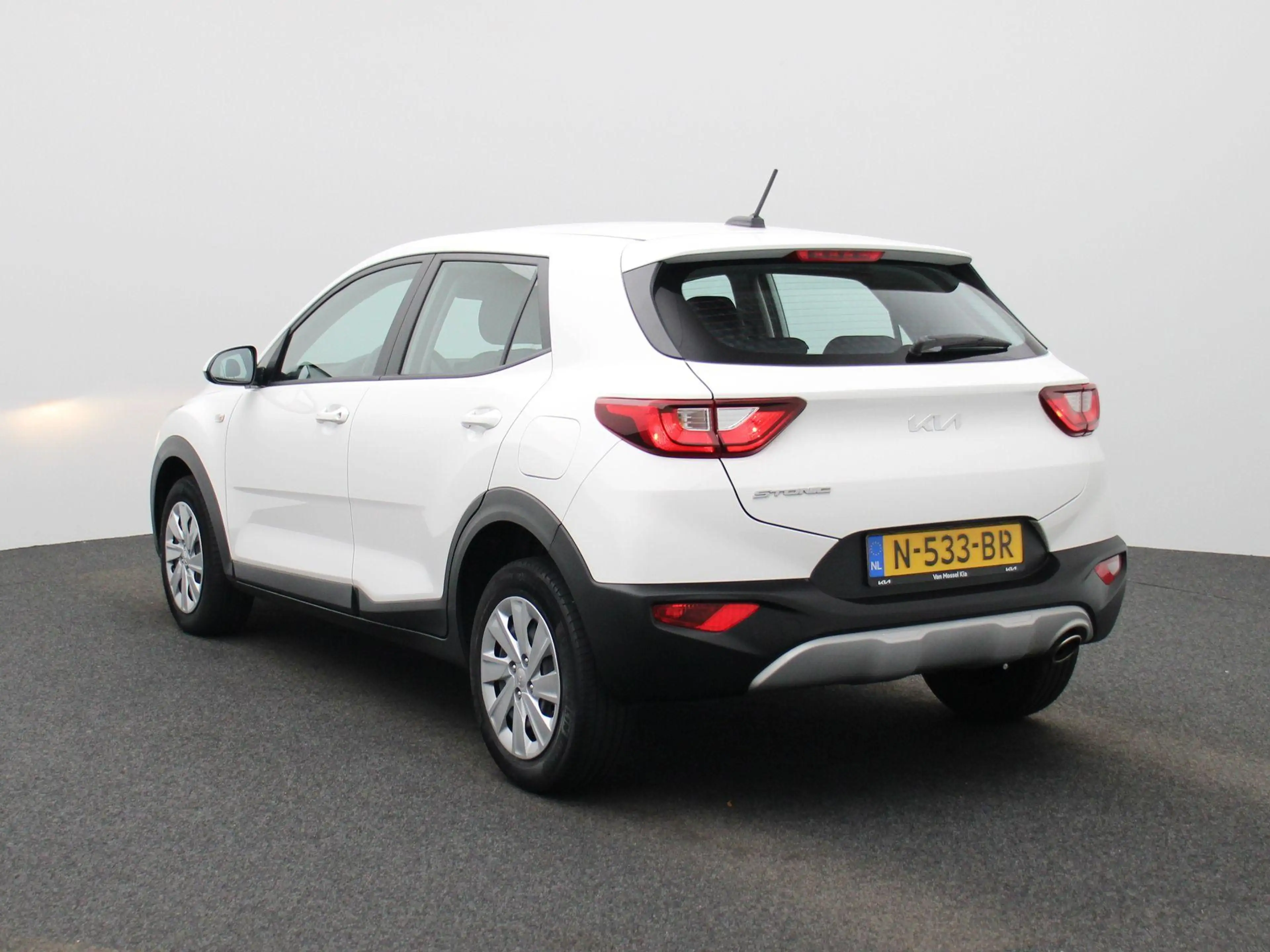 Kia Stonic 1.0 T-GDi MHEV ComfortLine — photo 2