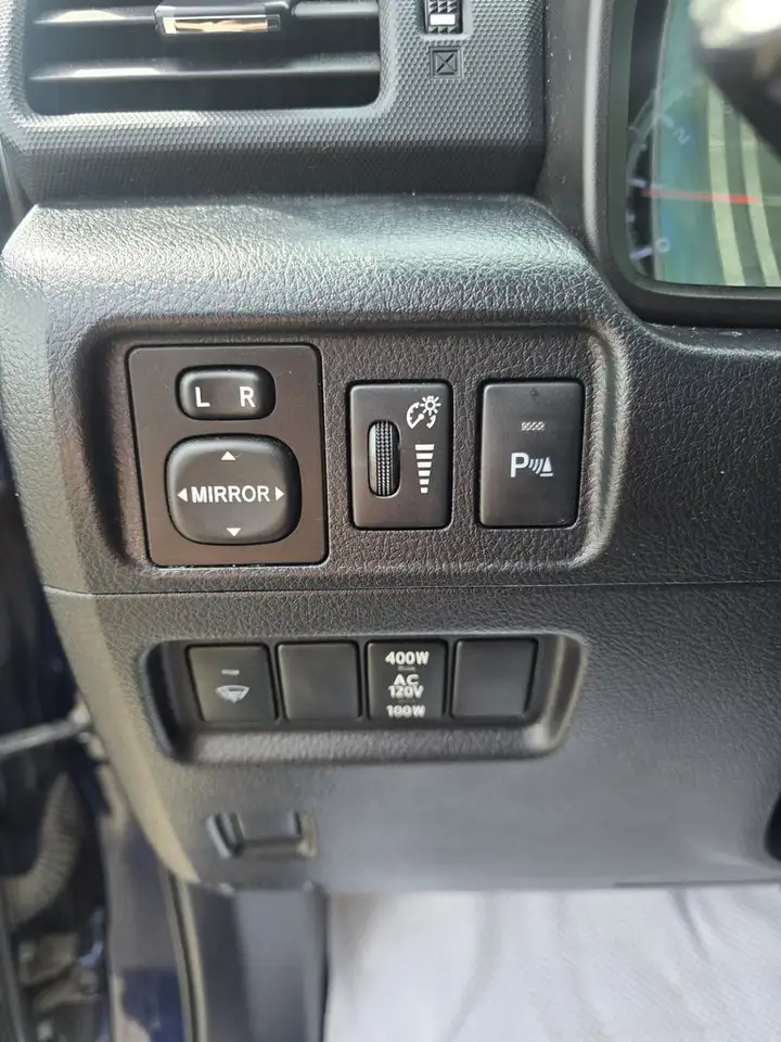 Toyota 4-Runner снимка Toyota 4-Runner