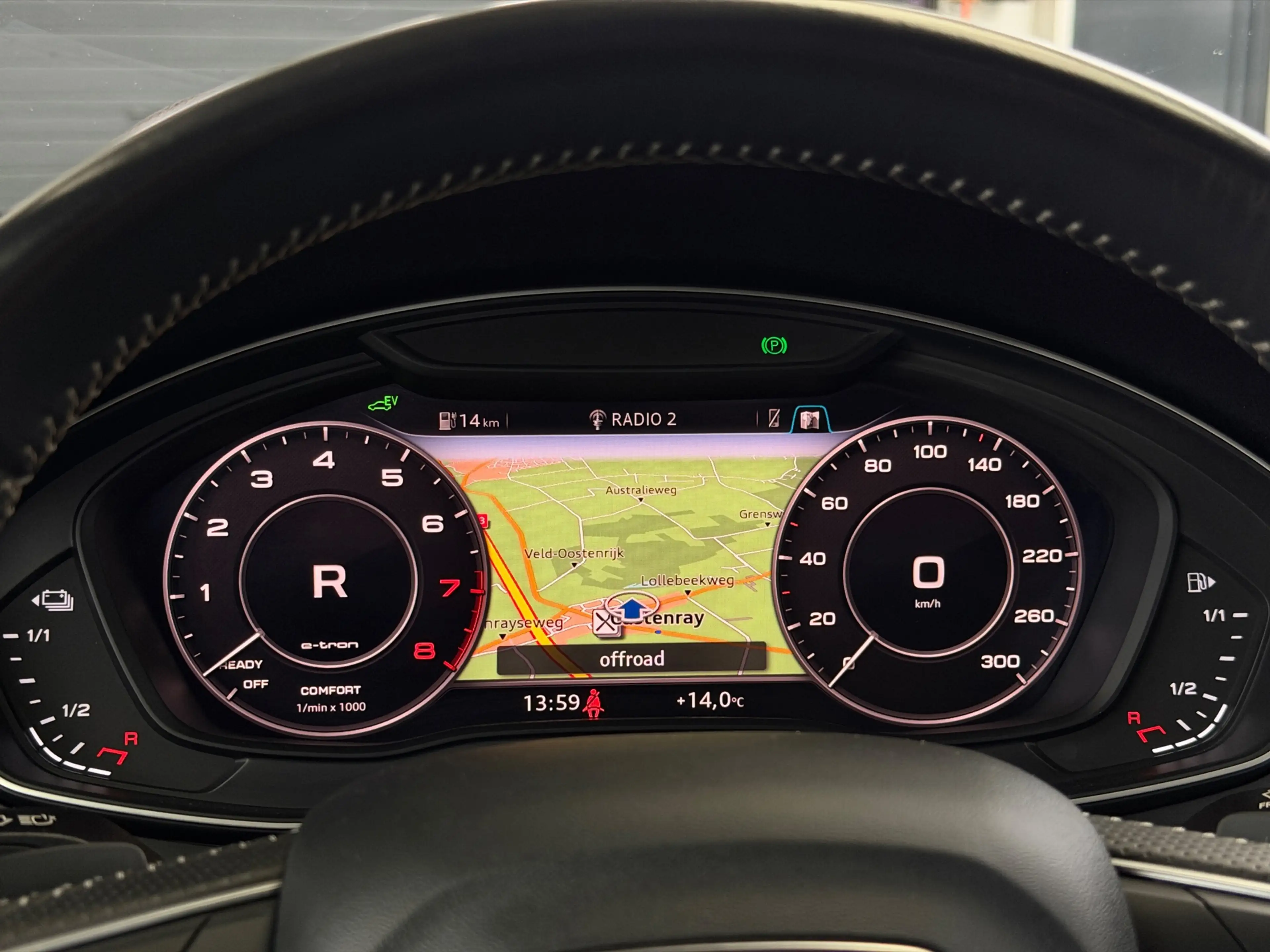 Audi Q5 50 TFSI E Quattro 3x S-Line Competition — photo 17