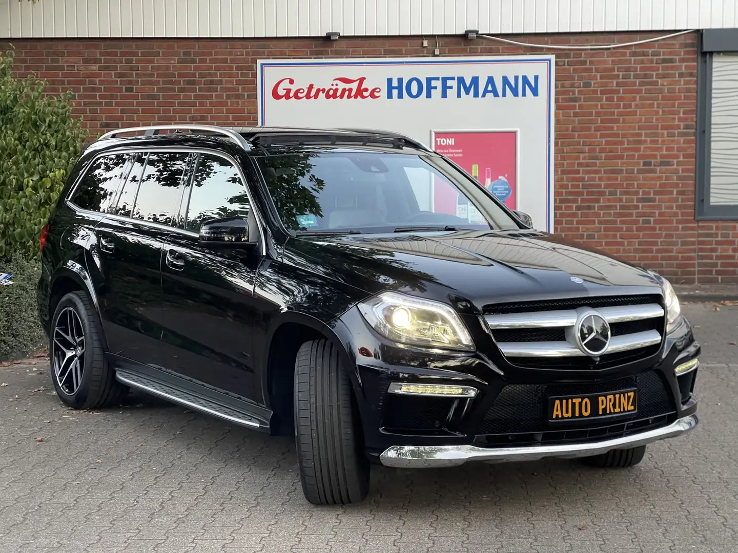 Mercedes-Benz GL 350 BlueTEC 4Matic AMG 7G-TRONIC Grand Edition|PANO| 7 Schwarz - 2