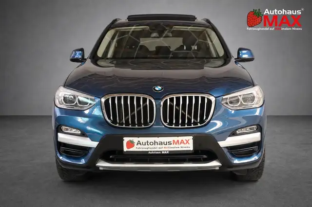 BMW X3 view 9