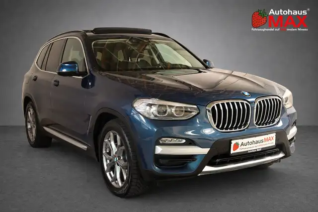BMW X3 view 8