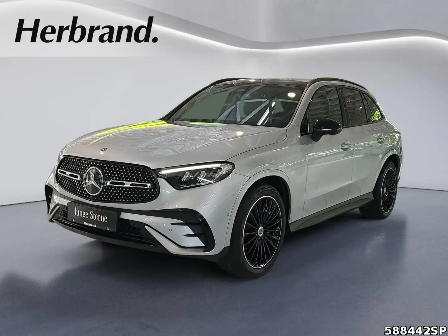 Mercedes-Benz GLC 300 d 4M AMG  AHK Pano 20 Zoll Night Memory Silber - 1