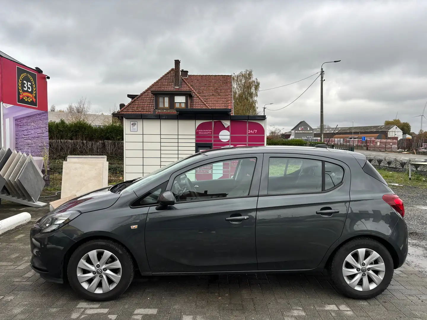 Opel Corsa Corsa 1.2i Essentia (EU6.2) Grijs - 2