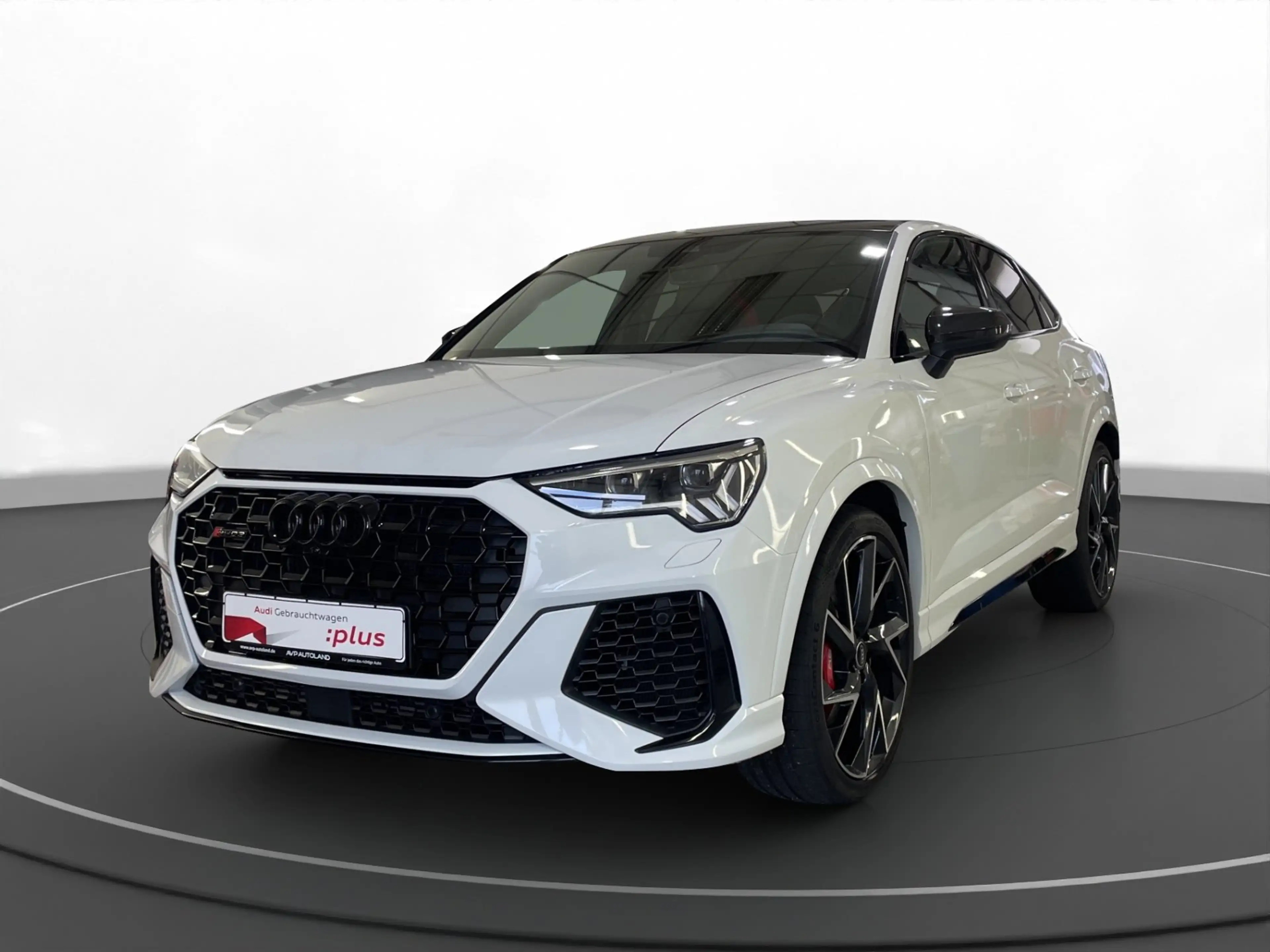 Audi RS Q3 Sportback quattro S tronic Panoramadach — photo 2
