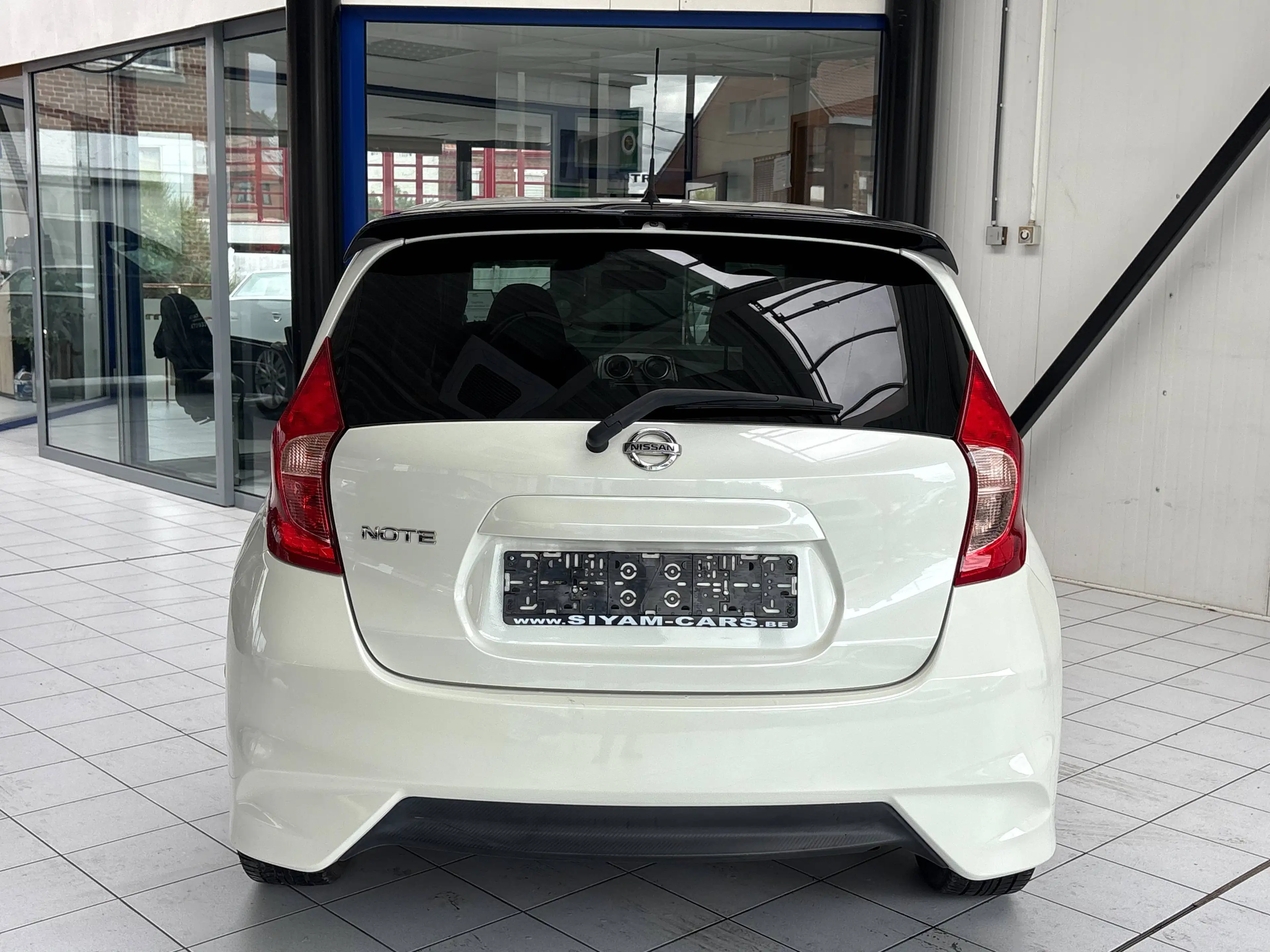 Nissan Note Note 1.2i *N-LINE * GPS * JANTES * SPORT * CARNET * — photo 4