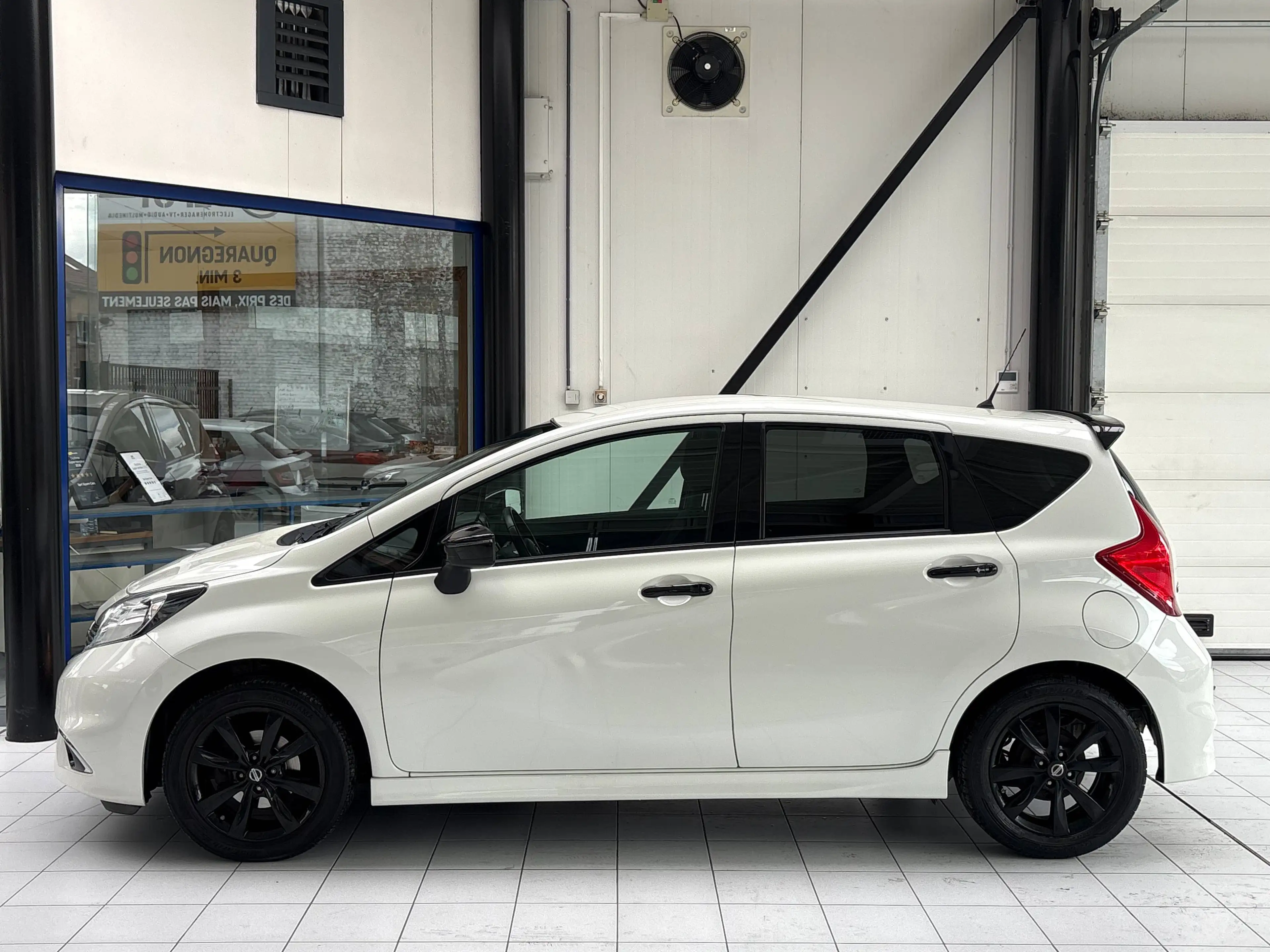 Nissan Note Note 1.2i *N-LINE * GPS * JANTES * SPORT * CARNET * — photo 2