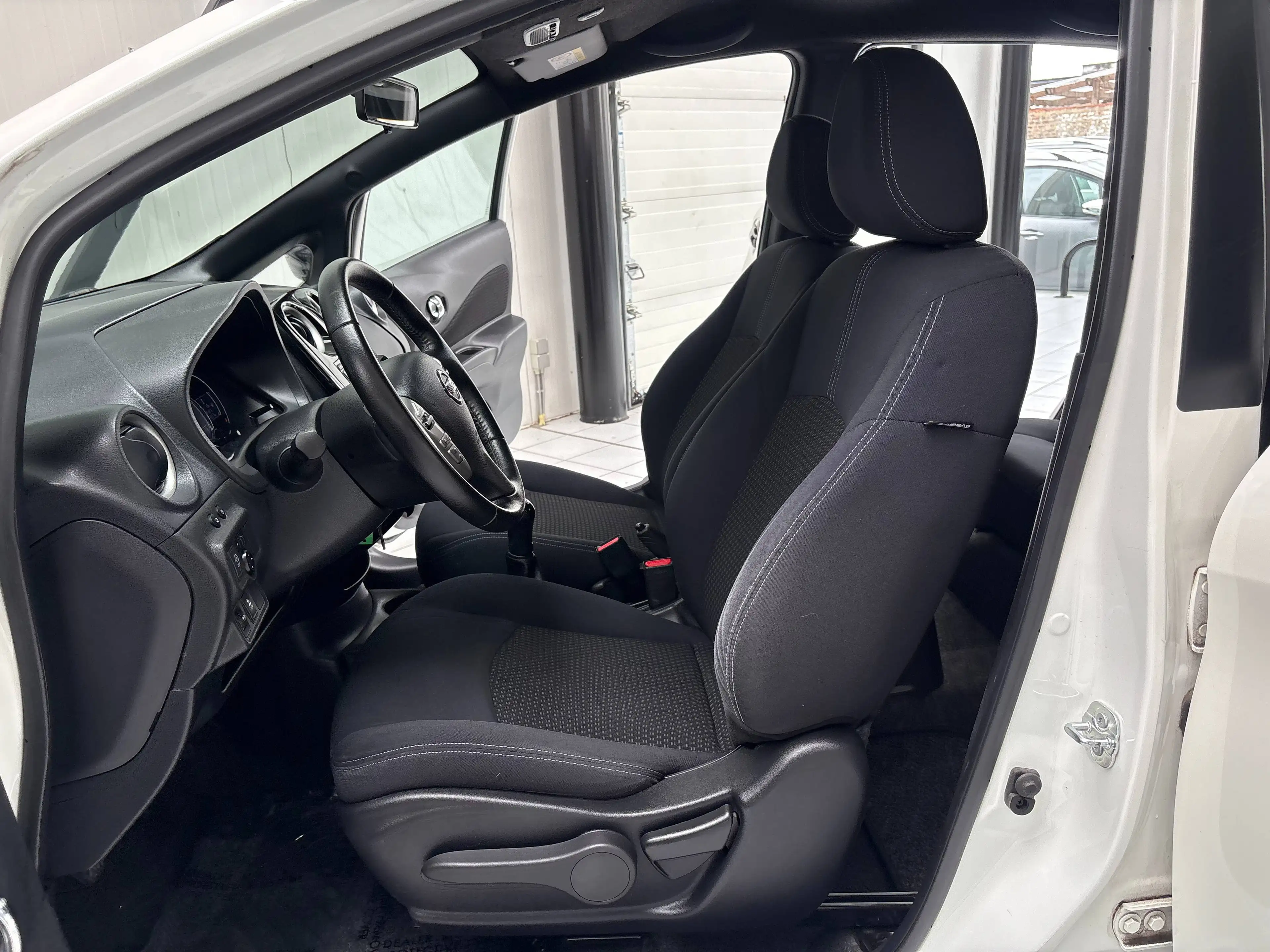 Nissan Note Note 1.2i *N-LINE * GPS * JANTES * SPORT * CARNET * — photo 14
