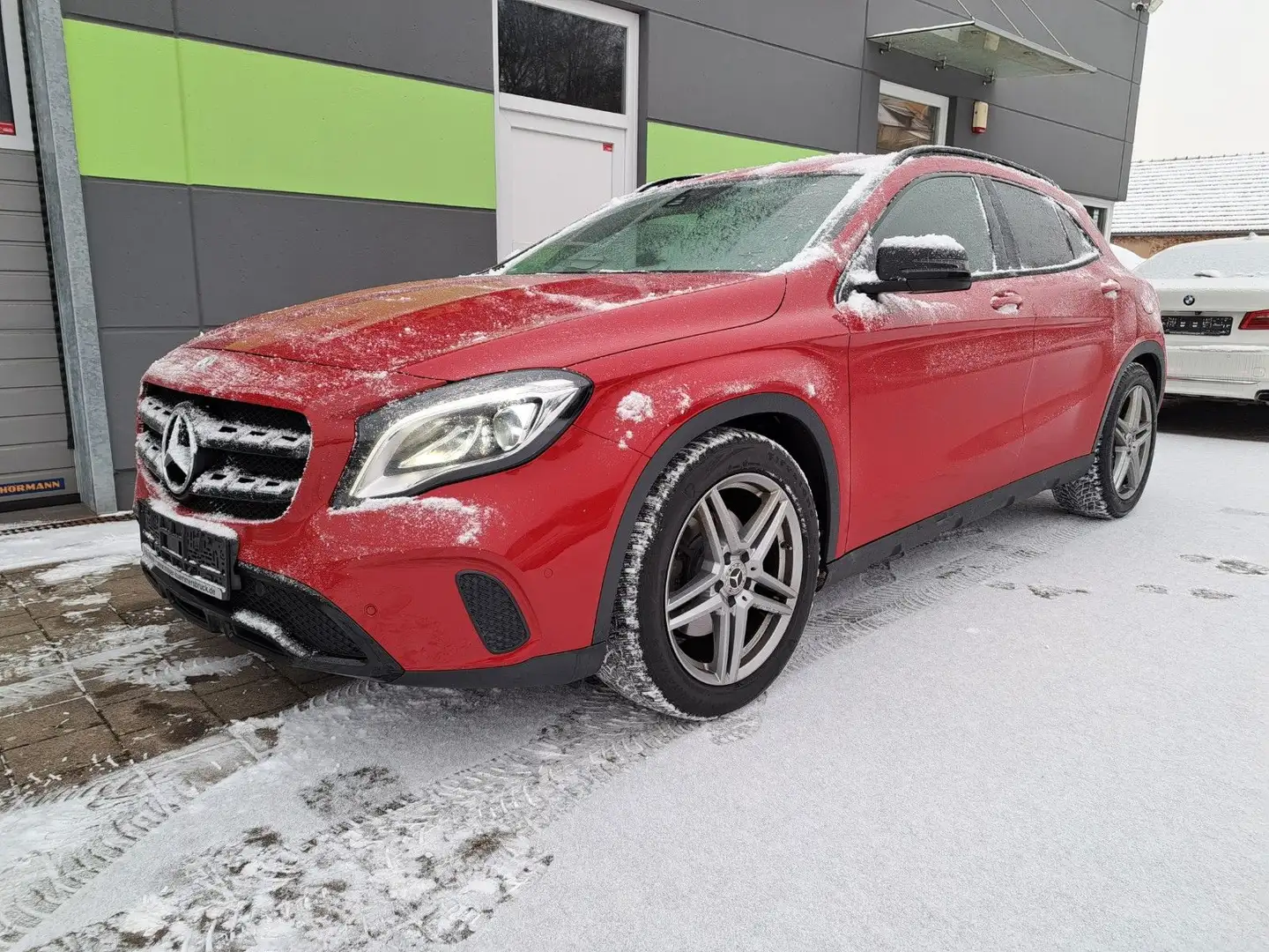 Mercedes-Benz GLA 220 GLA GLA 220 4Matic "Sport" Rot - 2