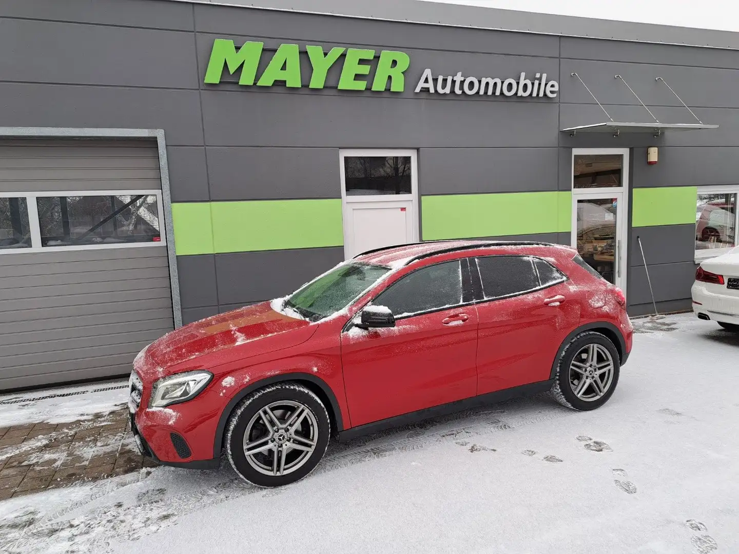 Mercedes-Benz GLA 220 GLA GLA 220 4Matic "Sport" Rot - 1