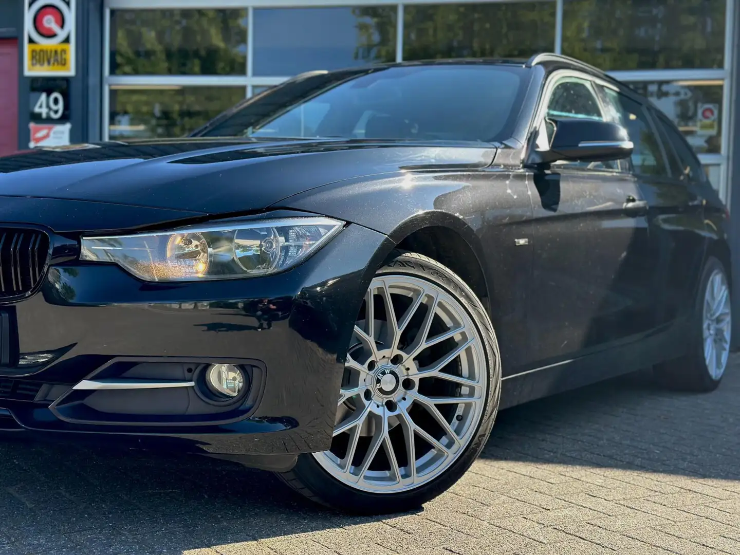 BMW 318 3-serie Touring 318d High Executive Sport Nero - 2