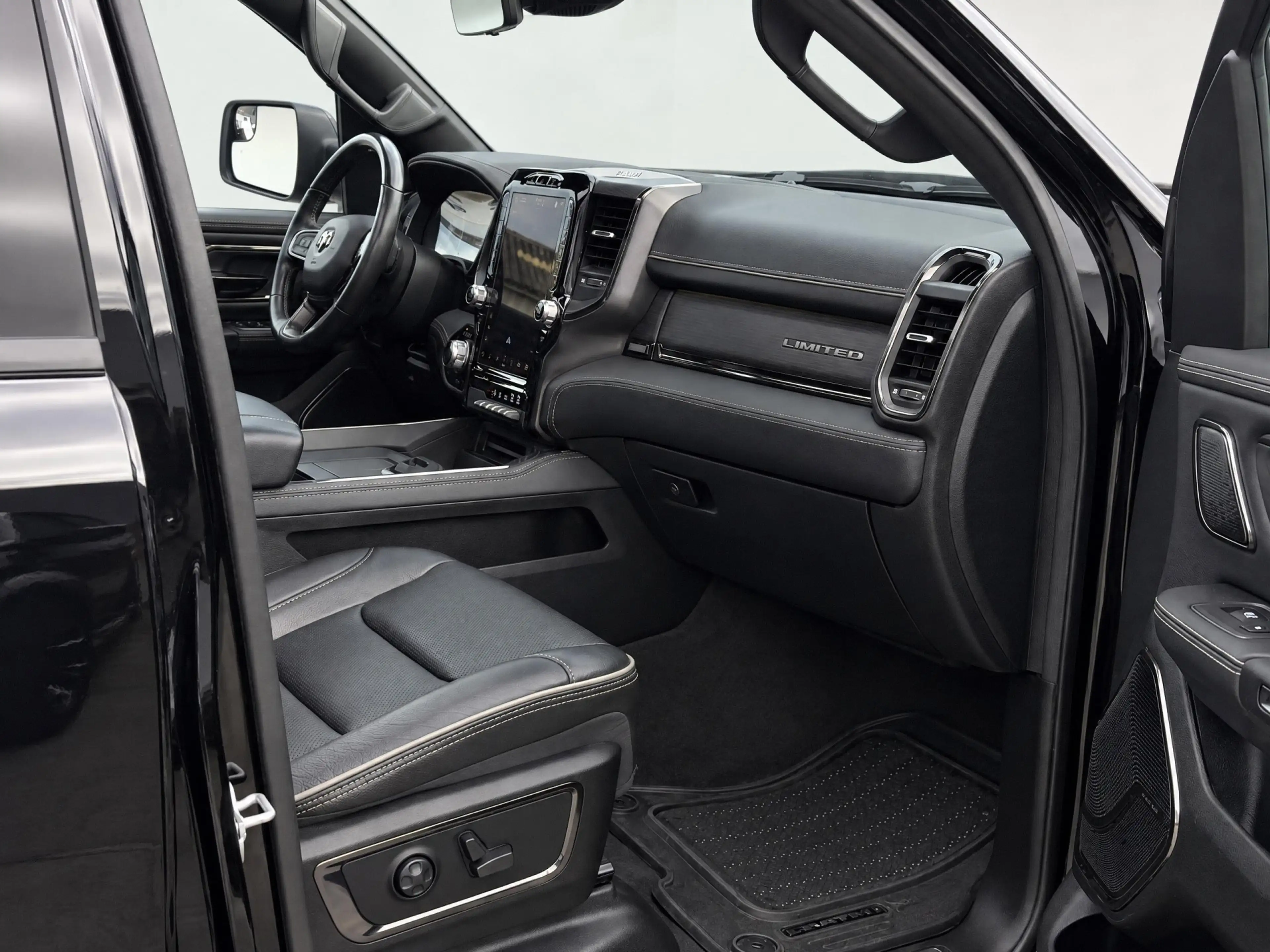 Dodge RAM 1500 5.7 V8 4x4 Crew Cab Limited | Ramboxen | Mult — photo 20
