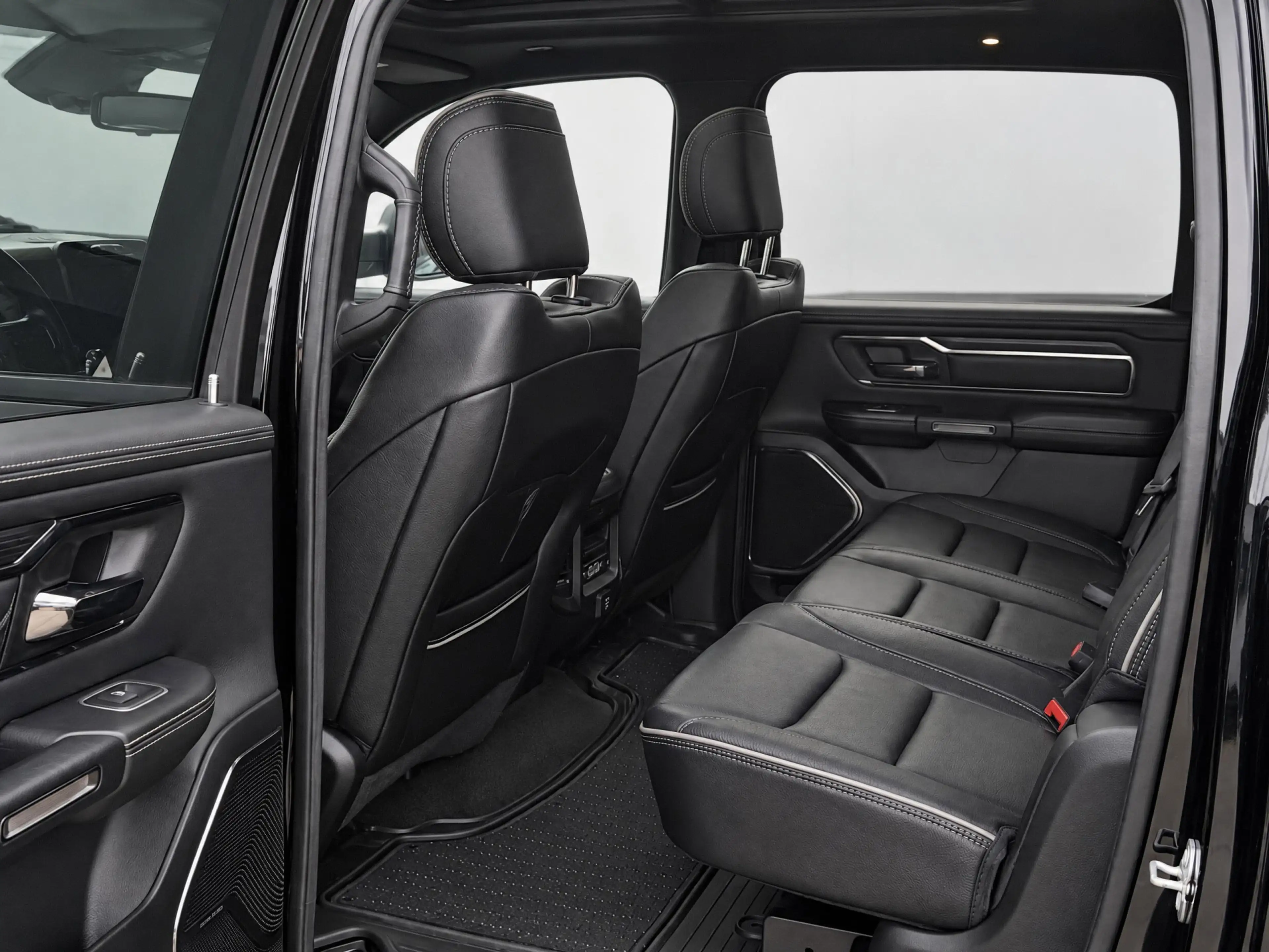 Dodge RAM 1500 5.7 V8 4x4 Crew Cab Limited | Ramboxen | Mult — photo 12