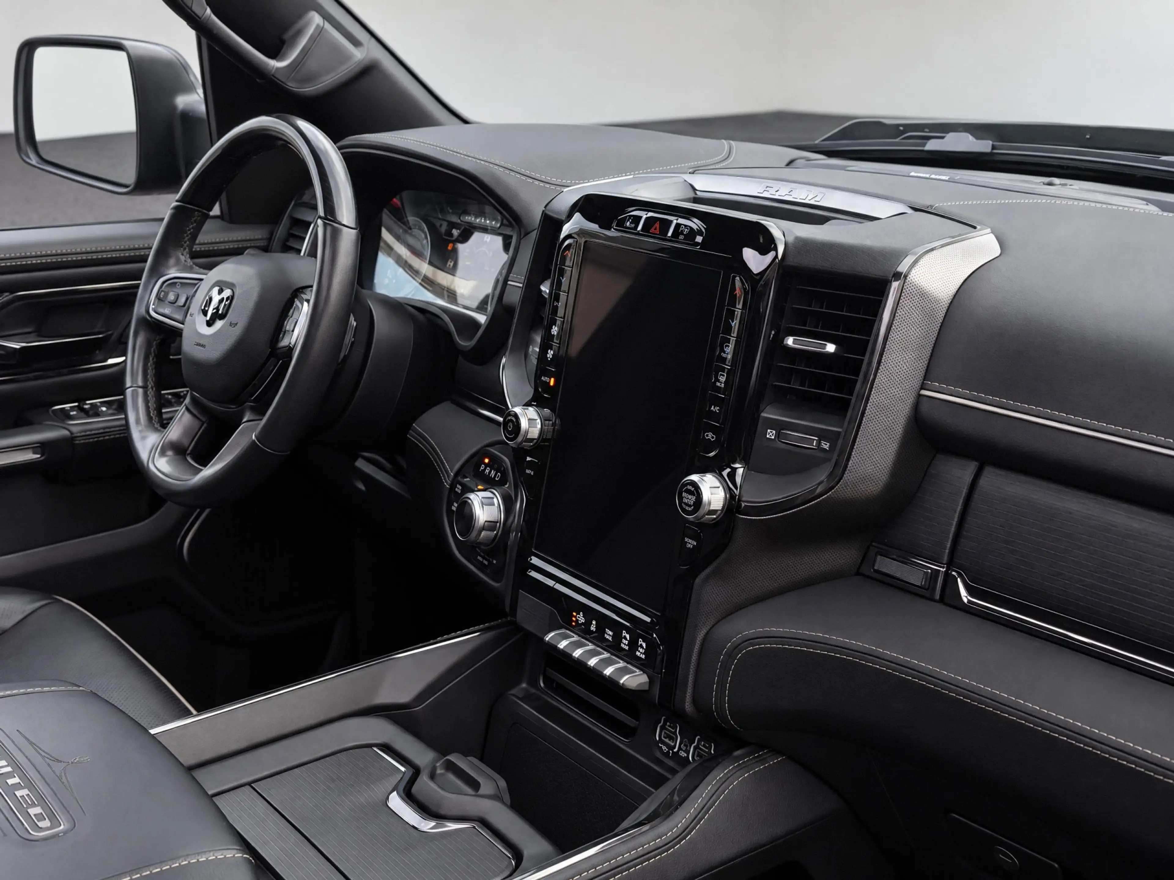 Dodge RAM 1500 5.7 V8 4x4 Crew Cab Limited | Ramboxen | Mult — photo 21