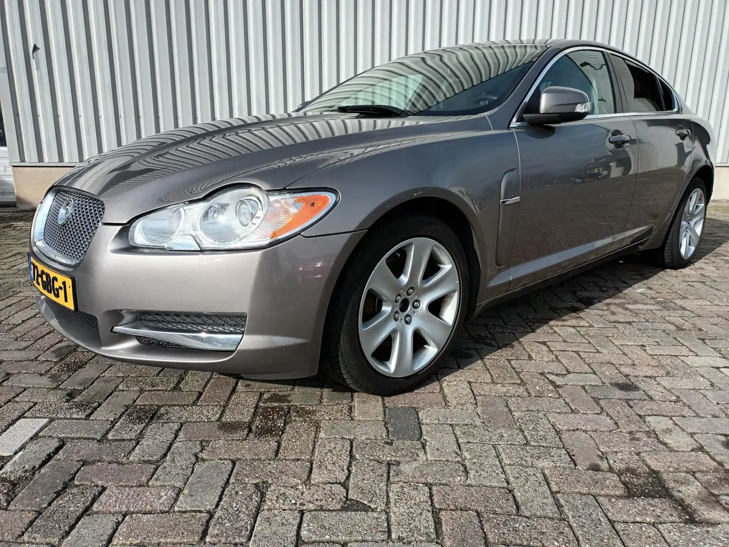 Jaguar XF 2.7D V6 Luxury - Airco - Export - Loopt onregelmat Szary - 2