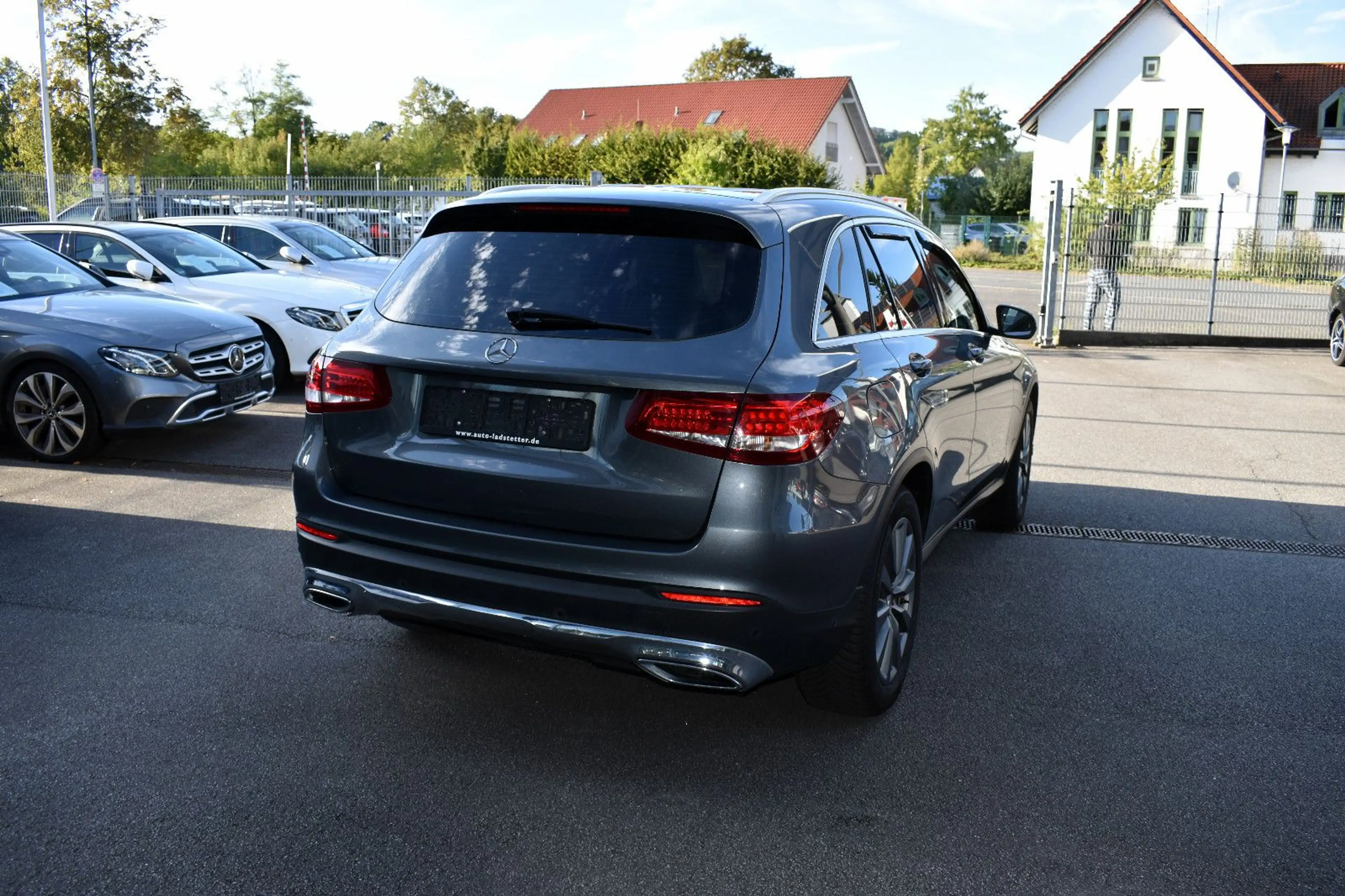 Mercedes-Benz GLC 250 d*4-Matic*Leder*Burmester*Navi*LED* — photo 4