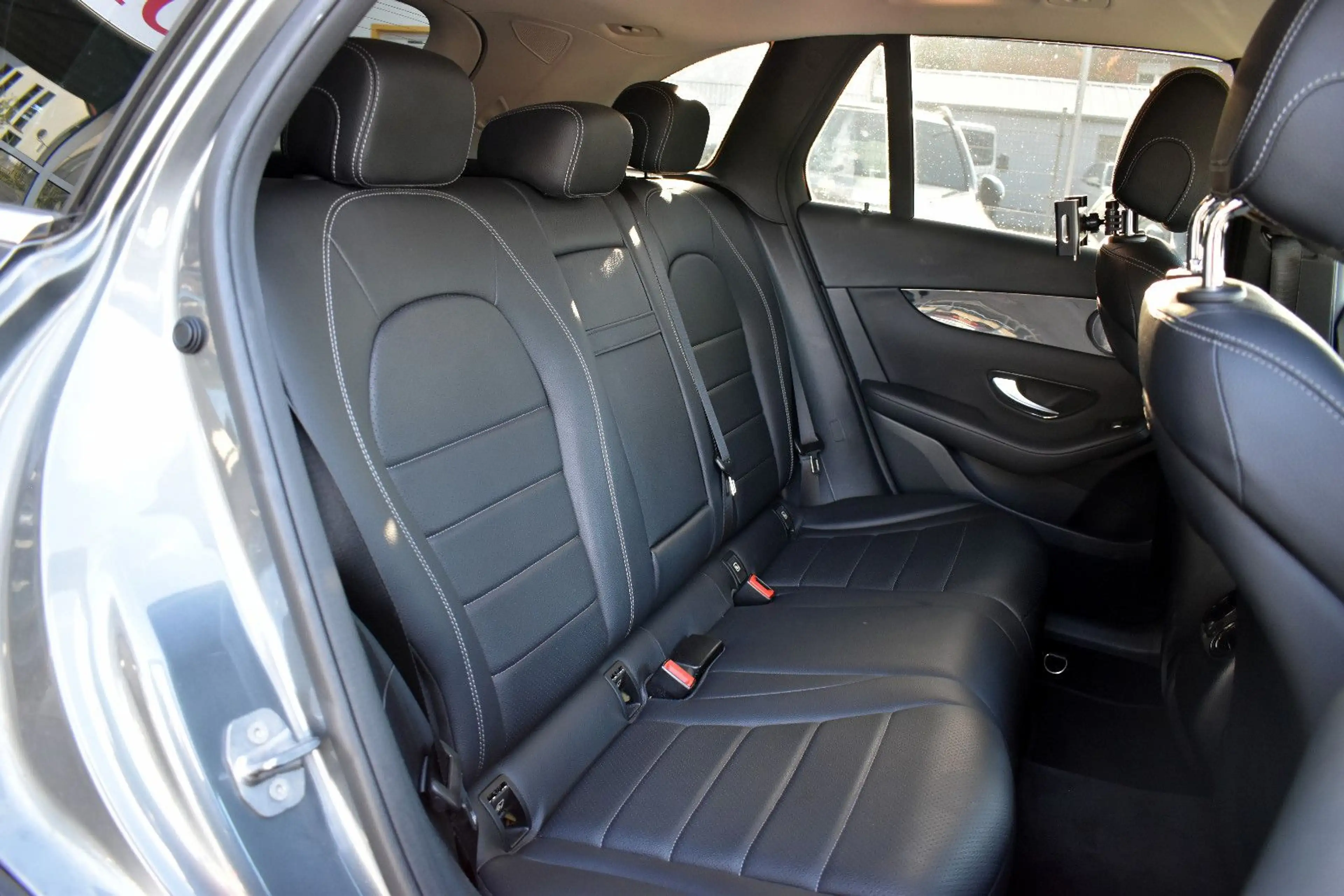 Mercedes-Benz GLC 250 d*4-Matic*Leder*Burmester*Navi*LED* — photo 15