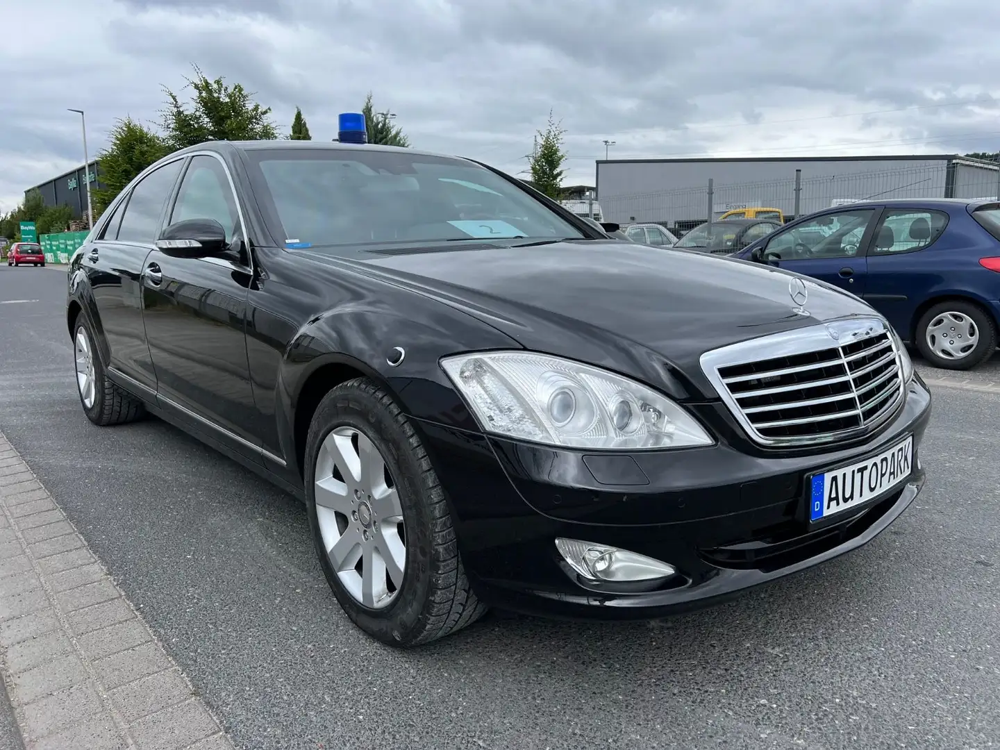 Mercedes-Benz S 420 L*GUARD B7*VR9*ARMORED*WERKSPANZER*ARMOUR* Schwarz - 2