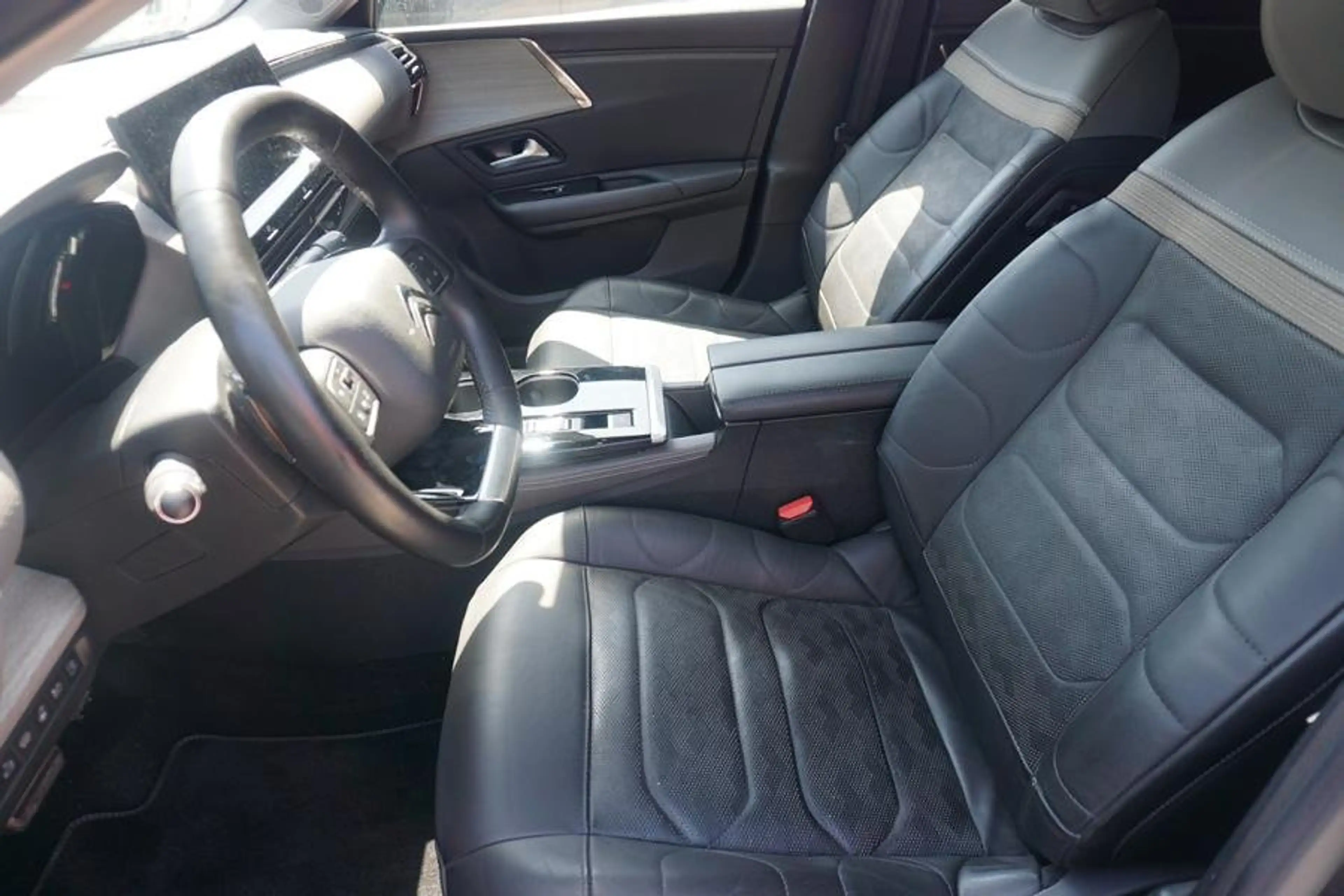 Citroen C5 X Shine Pack Hybrid — photo 15