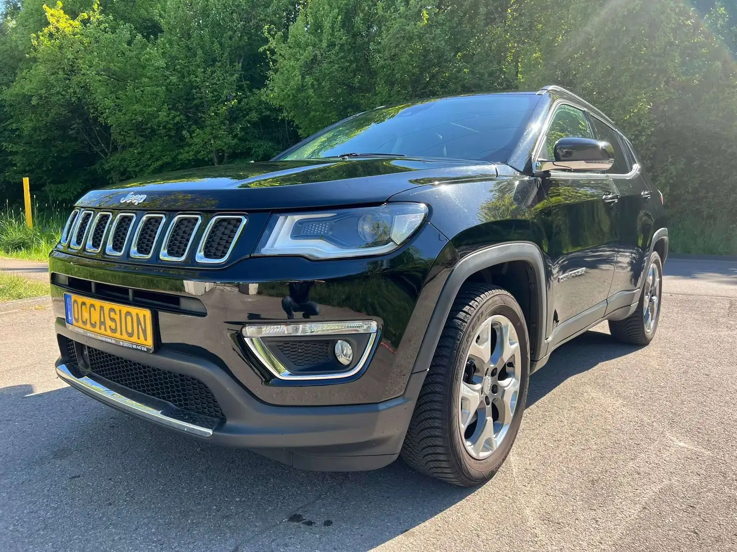 Jeep Compass Compass 1.4 MultiAir Limited Jante Cuir Toit Panor Noir - 1