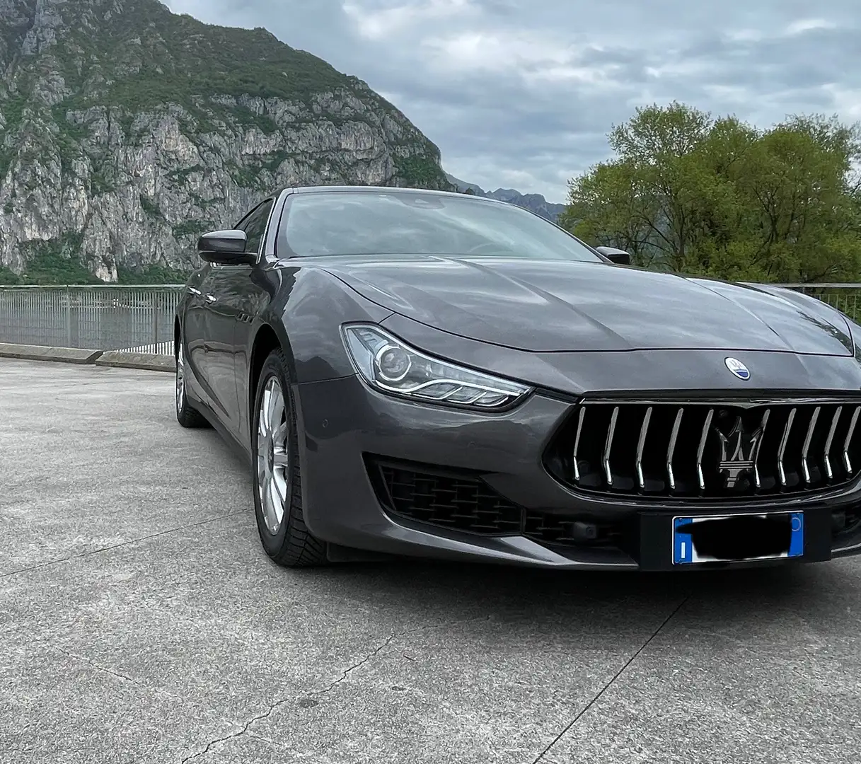 Maserati Ghibli 3.0 V6 ds 250cv auto my18 Grijs - 1