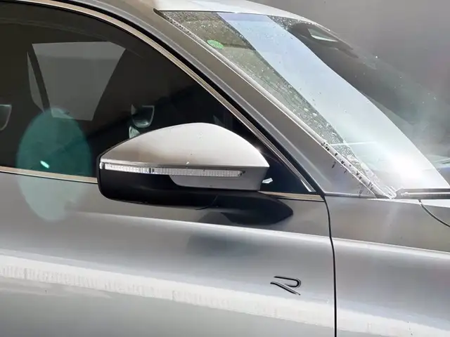 Volkswagen Tiguan view 16