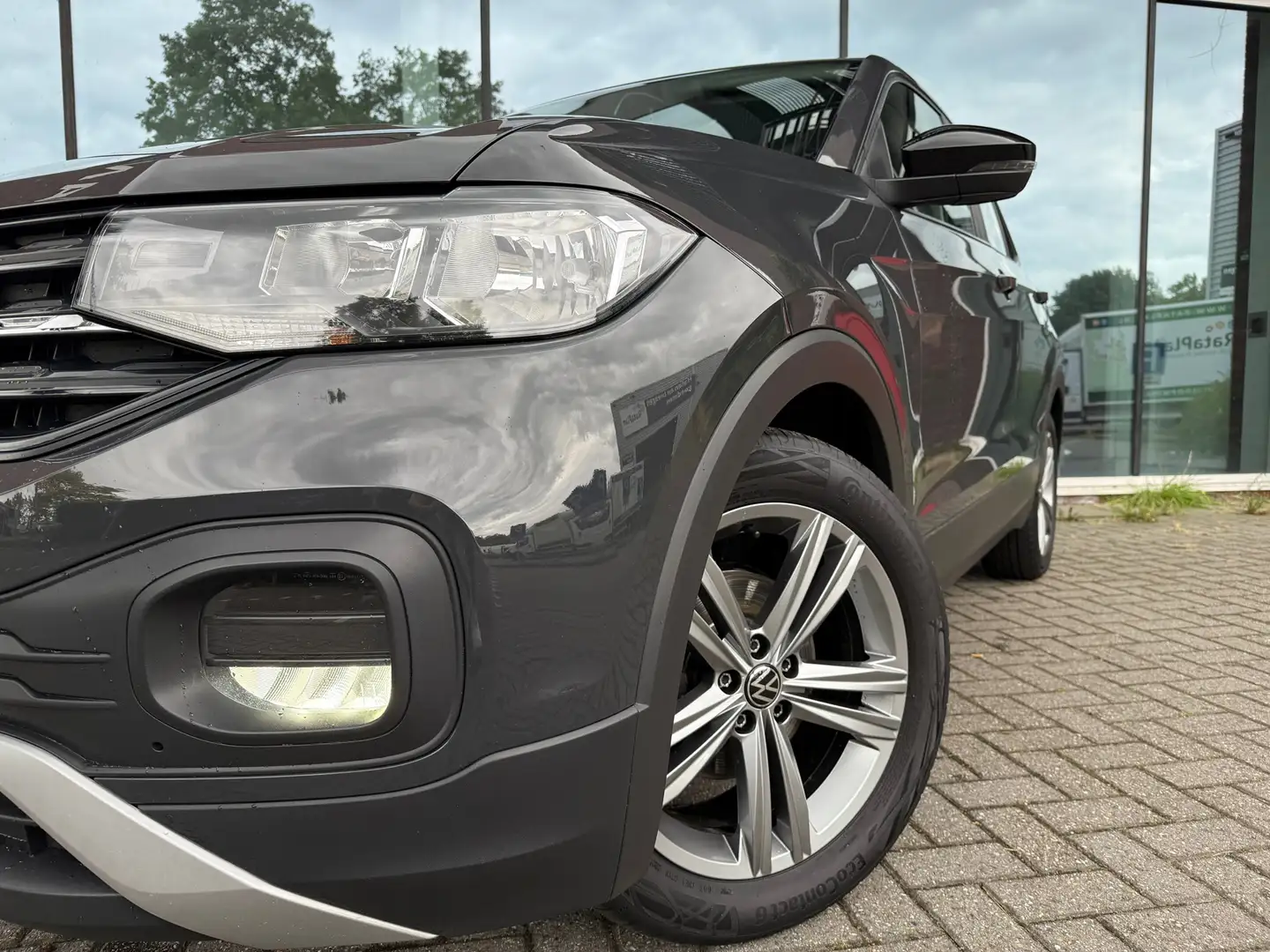Volkswagen T-Cross 1.0 TSI 116pk Life Business - Climate - Winterpakk Gris - 2