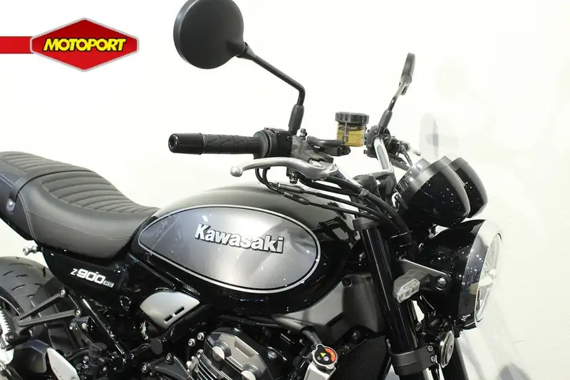 Kawasaki Z900 - foto 5