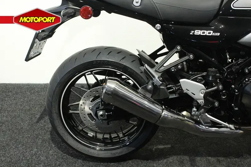 Kawasaki Z900 - foto 3