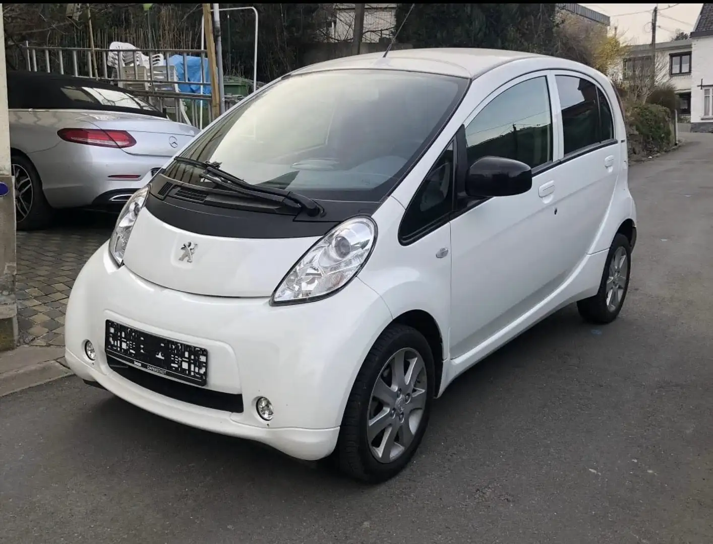 Peugeot iOn 14.5 kWh Active - 1