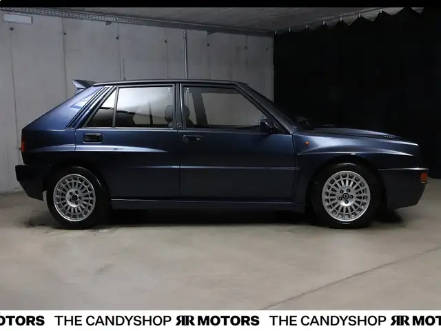 Lancia Delta HF Integrale 16V 4WD *Blu Madras*Zahnriemen_Ser... Ansicht 3