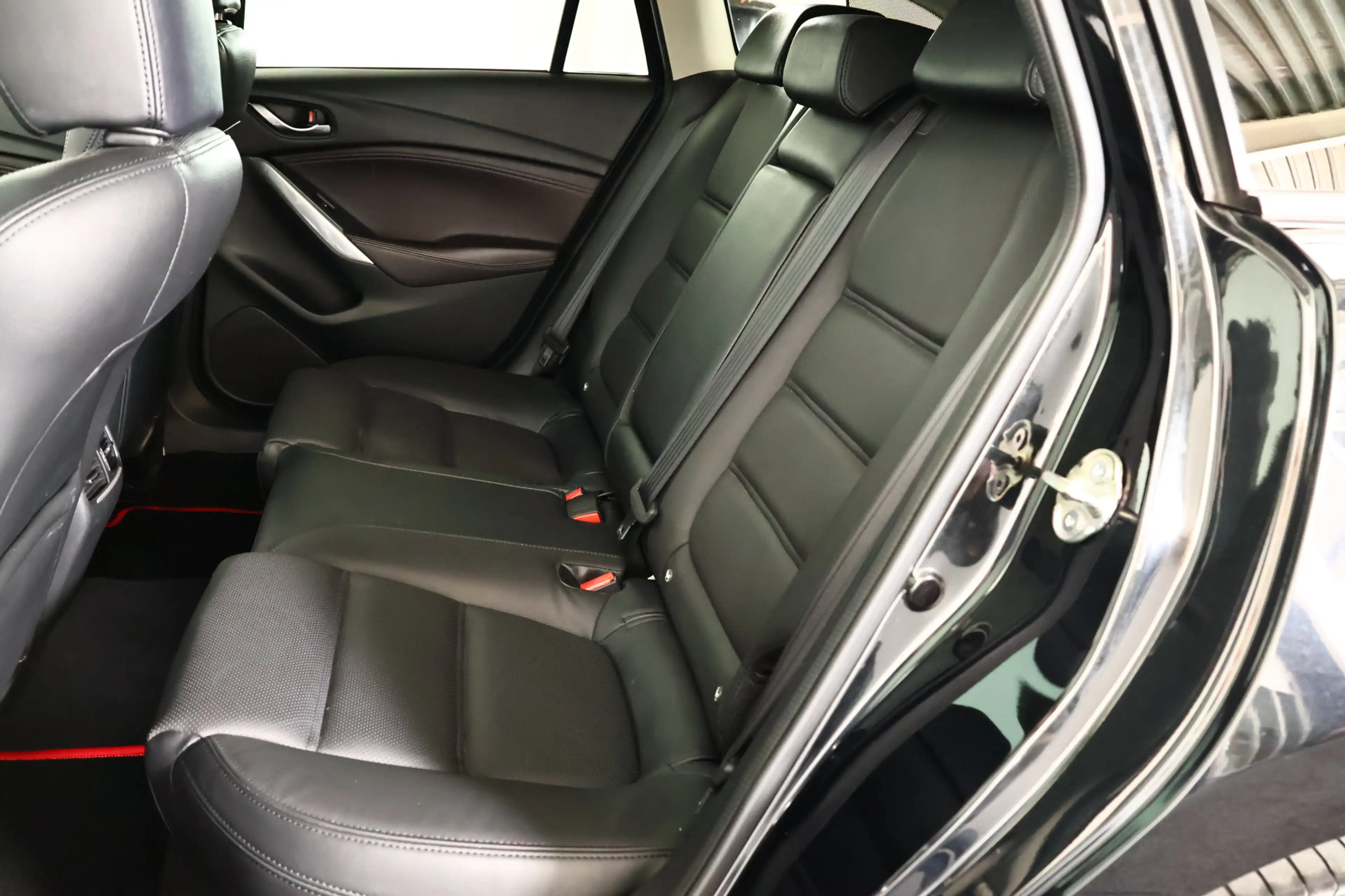 Mazda 6 Sportbreak 2.5 SkyActiv-G 192 Kizoku Intense / Sch — photo 14