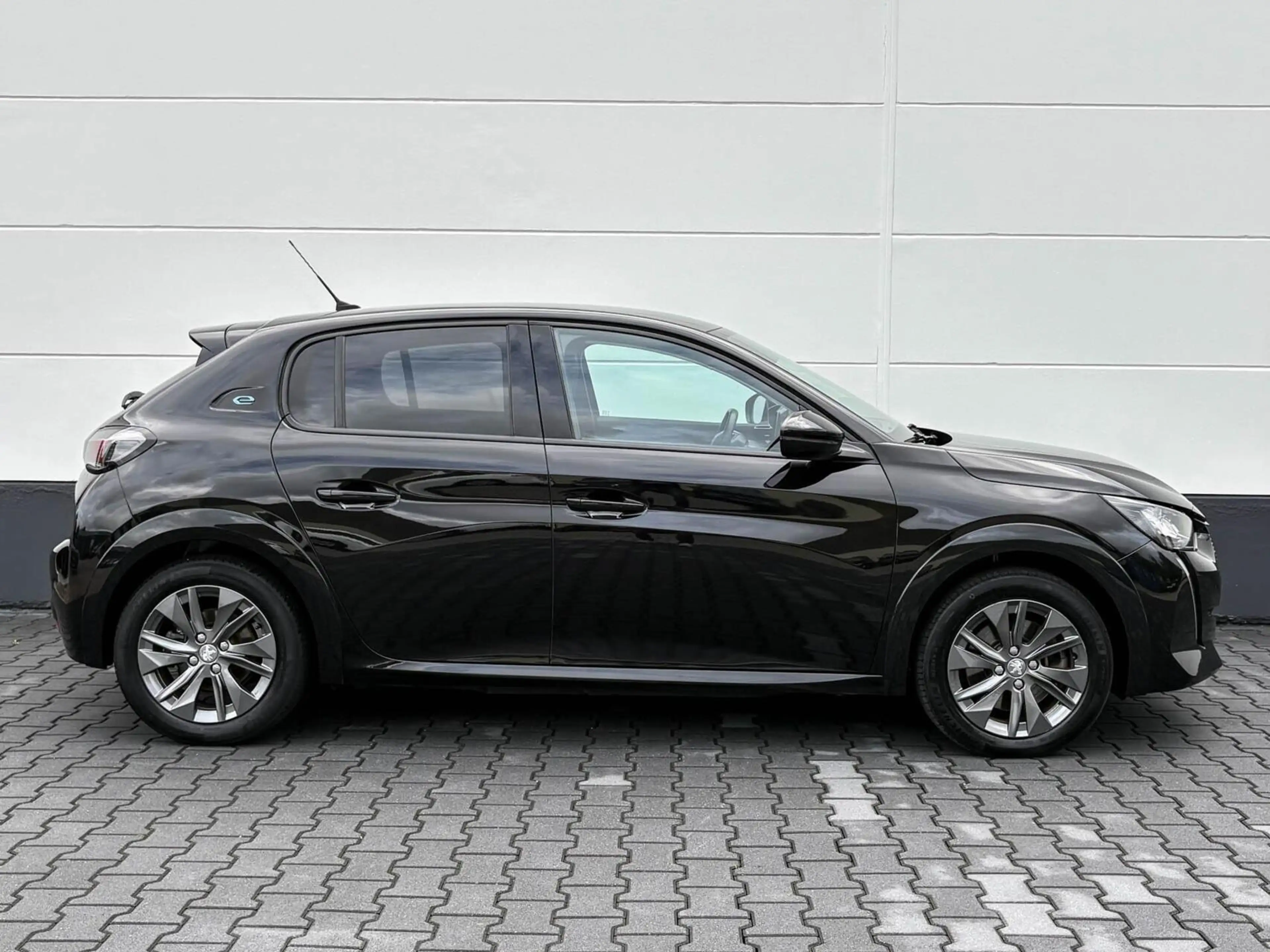 Peugeot e-208 EV Allure Pack 50 kWh 3-fase | SOH 92% | Navigatie — photo 5