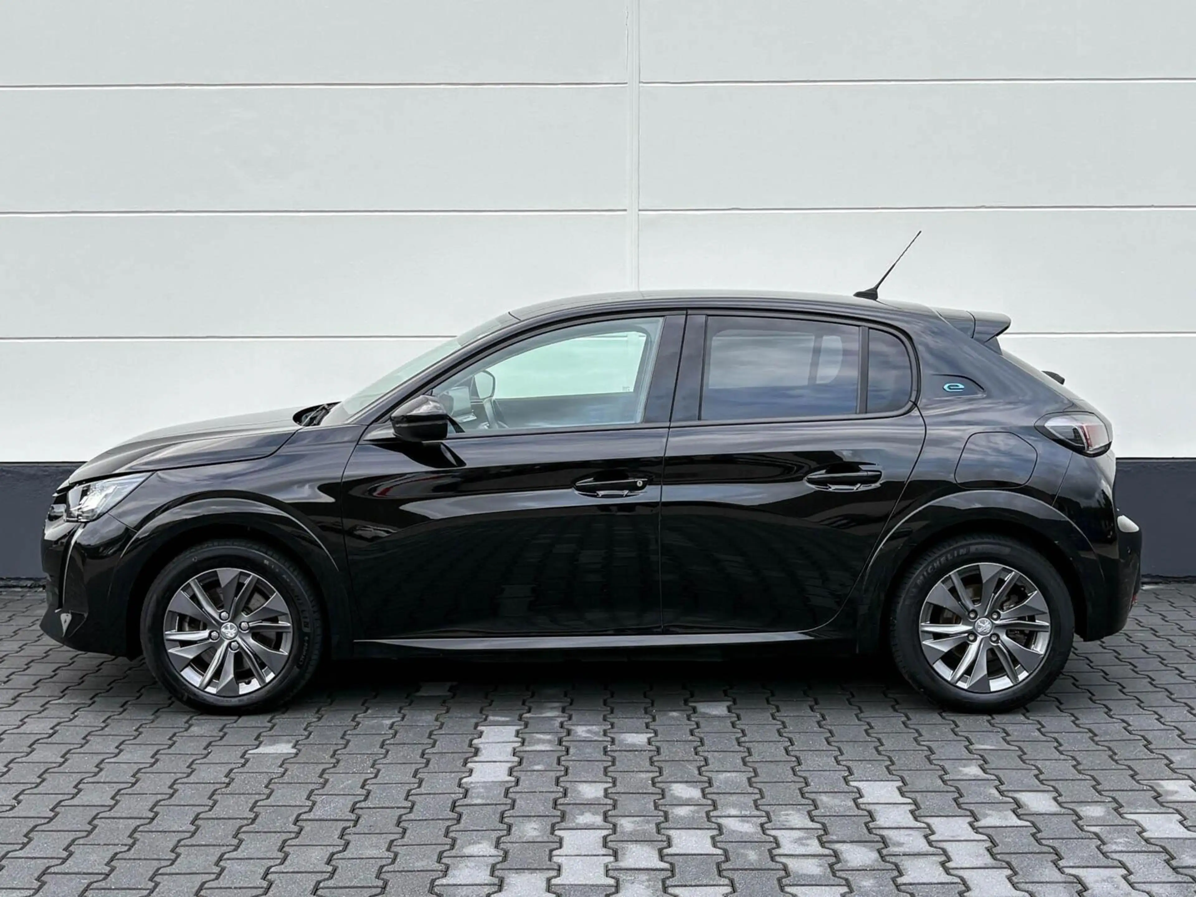 Peugeot e-208 EV Allure Pack 50 kWh 3-fase | SOH 92% | Navigatie — photo 15