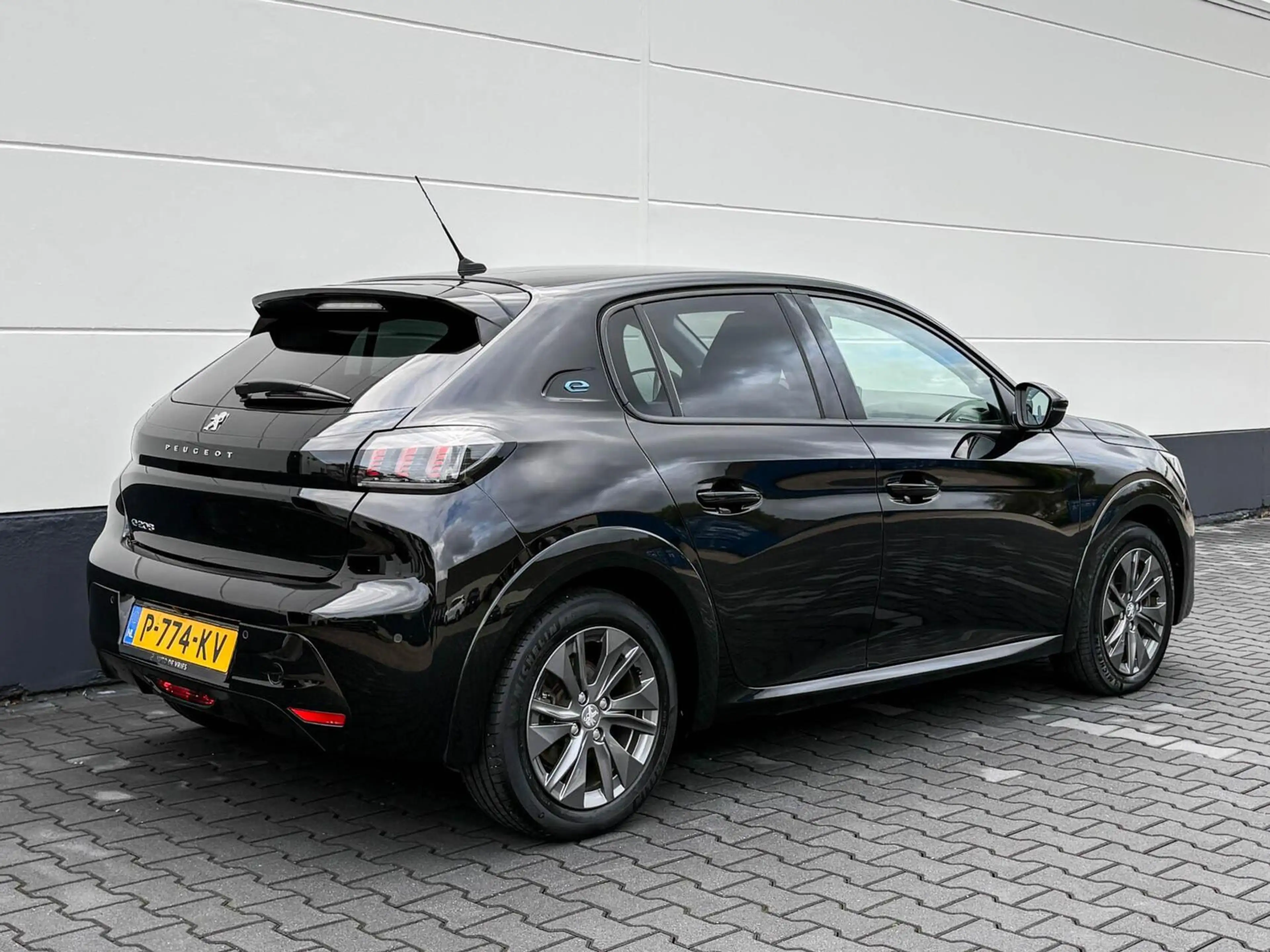 Peugeot e-208 EV Allure Pack 50 kWh 3-fase | SOH 92% | Navigatie — photo 28