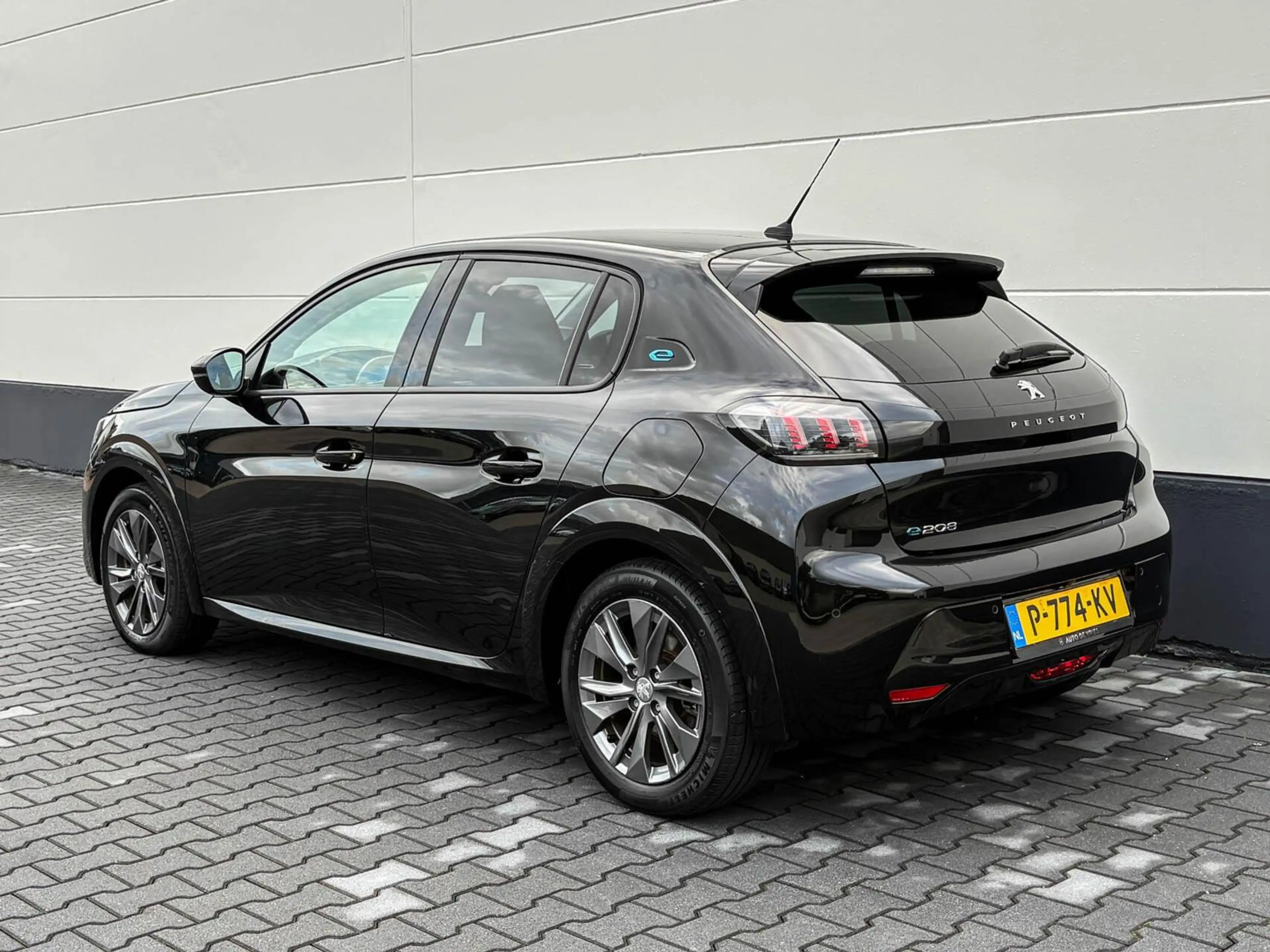 Peugeot e-208 EV Allure Pack 50 kWh 3-fase | SOH 92% | Navigatie — photo 16