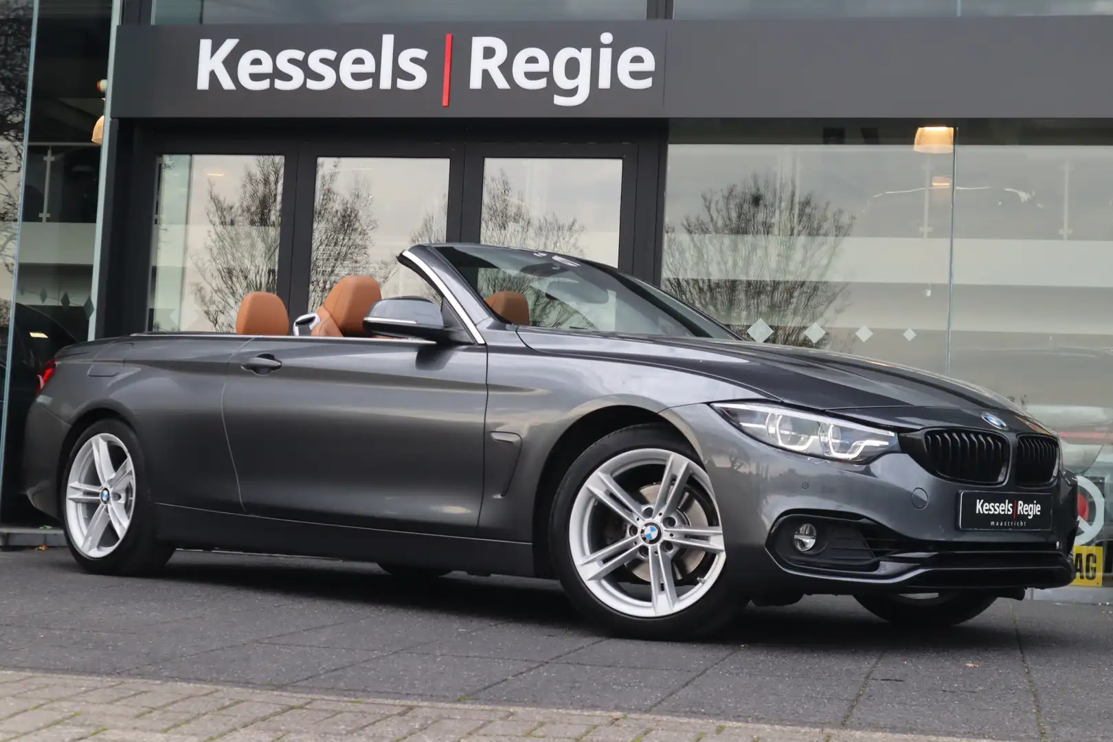 BMW 420 4-serie Cabrio 420i High Executive Leer Nekverwarm Gris - 1