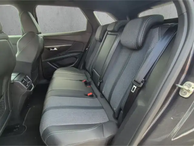 Peugeot 3008 view 8