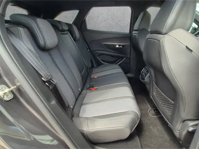 Peugeot 3008 view 14