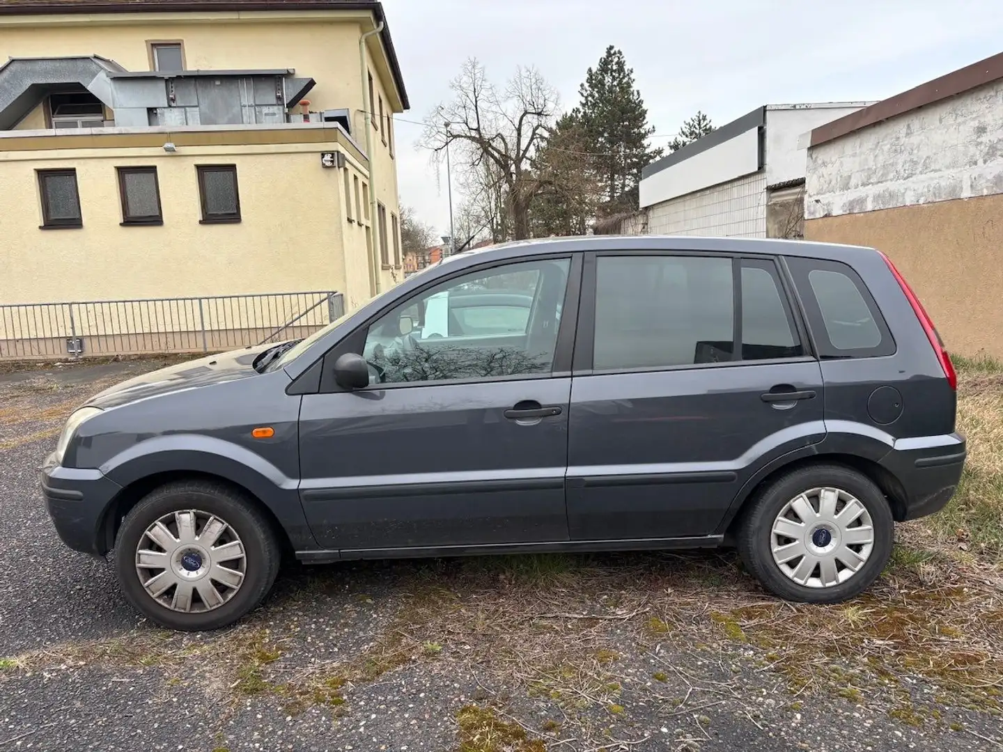 Ford Fusion 1.6i ~Klima ~Automatik Gris - 1
