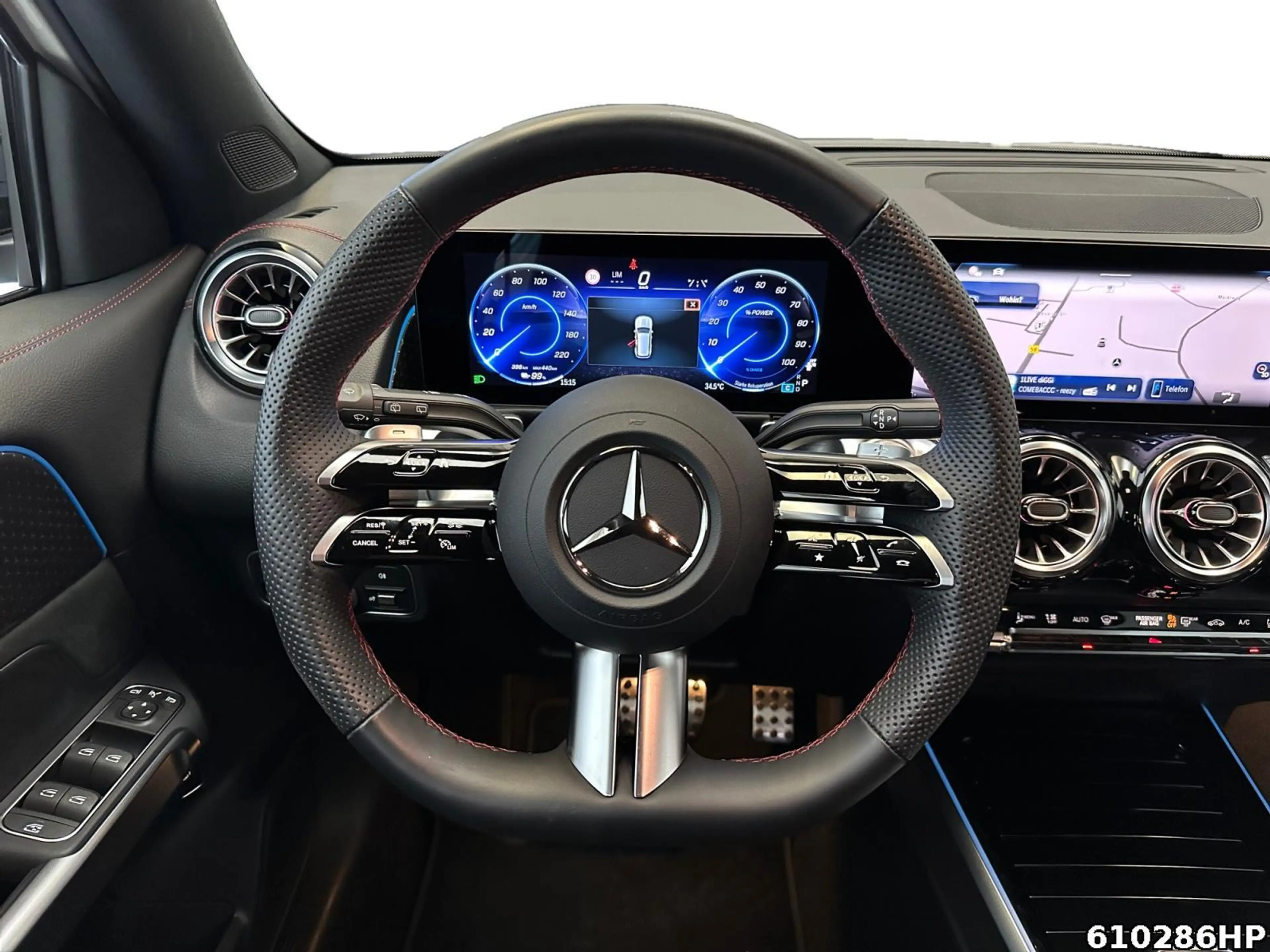Mercedes-Benz EQB 300 4M AMG Night 7Sitzer Distronic Totw LED — photo 13