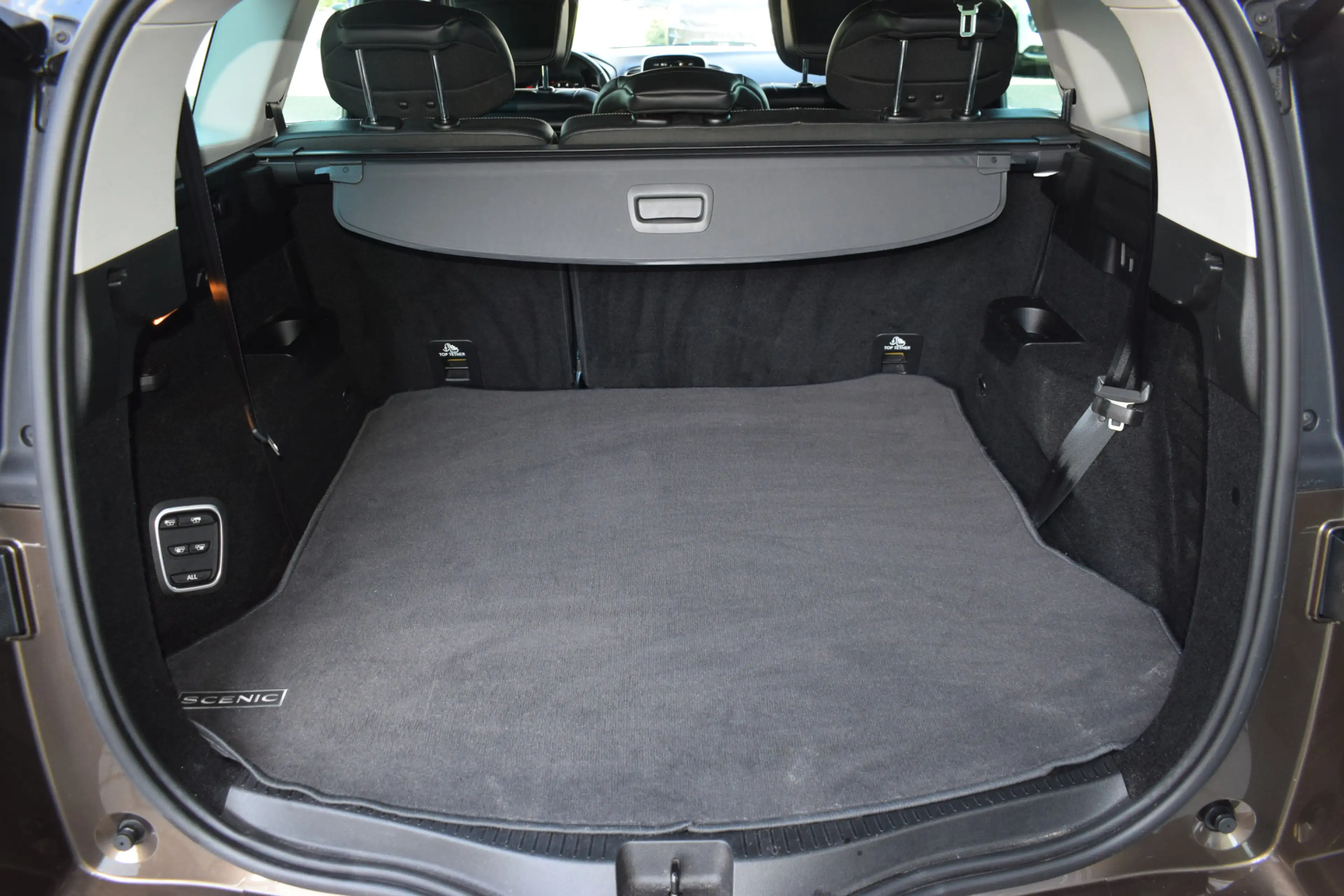 Renault Grand Scenic 1.3 TCe Bose 7p. — photo 14