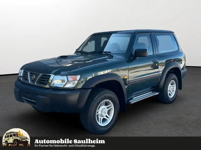Nissan Patrol GR 3.0 DI*NUR 104TKM*4WD*AHK 3.5To*KLIMA*