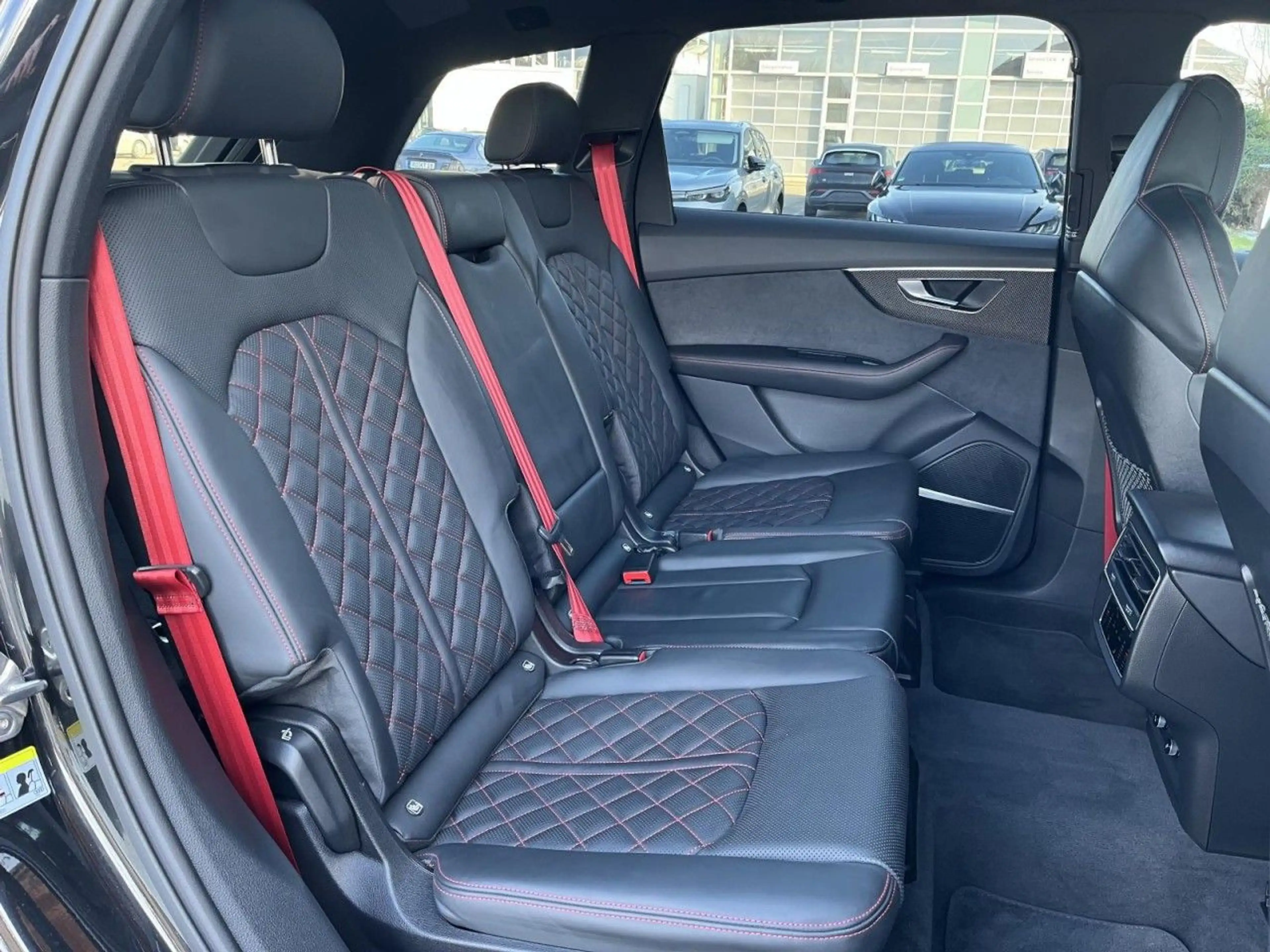 Audi SQ7 4,0 TFSI tiptronic quattro competition plus — photo 12