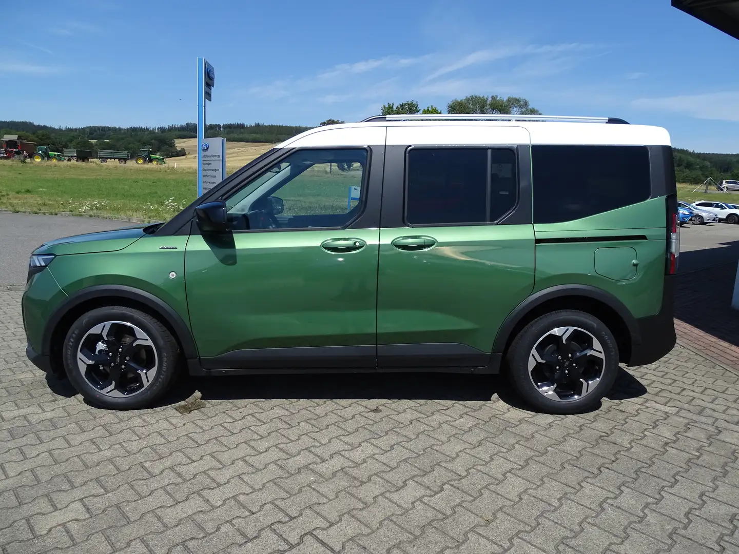 Ford Tourneo Courier Active Vert - 2