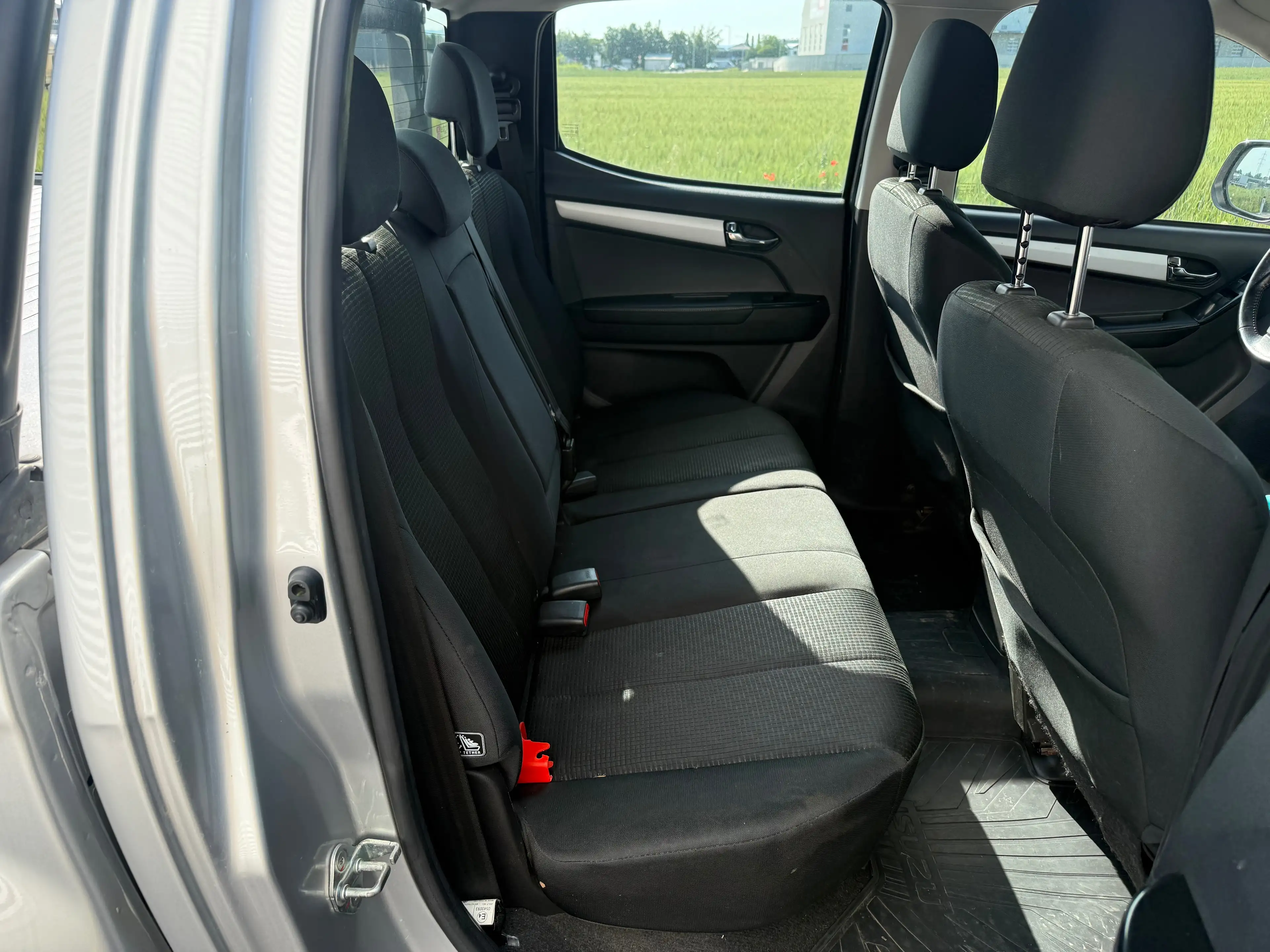 Isuzu D-Max Double Cab Basic 4WD Aut. ID:94 — photo 10