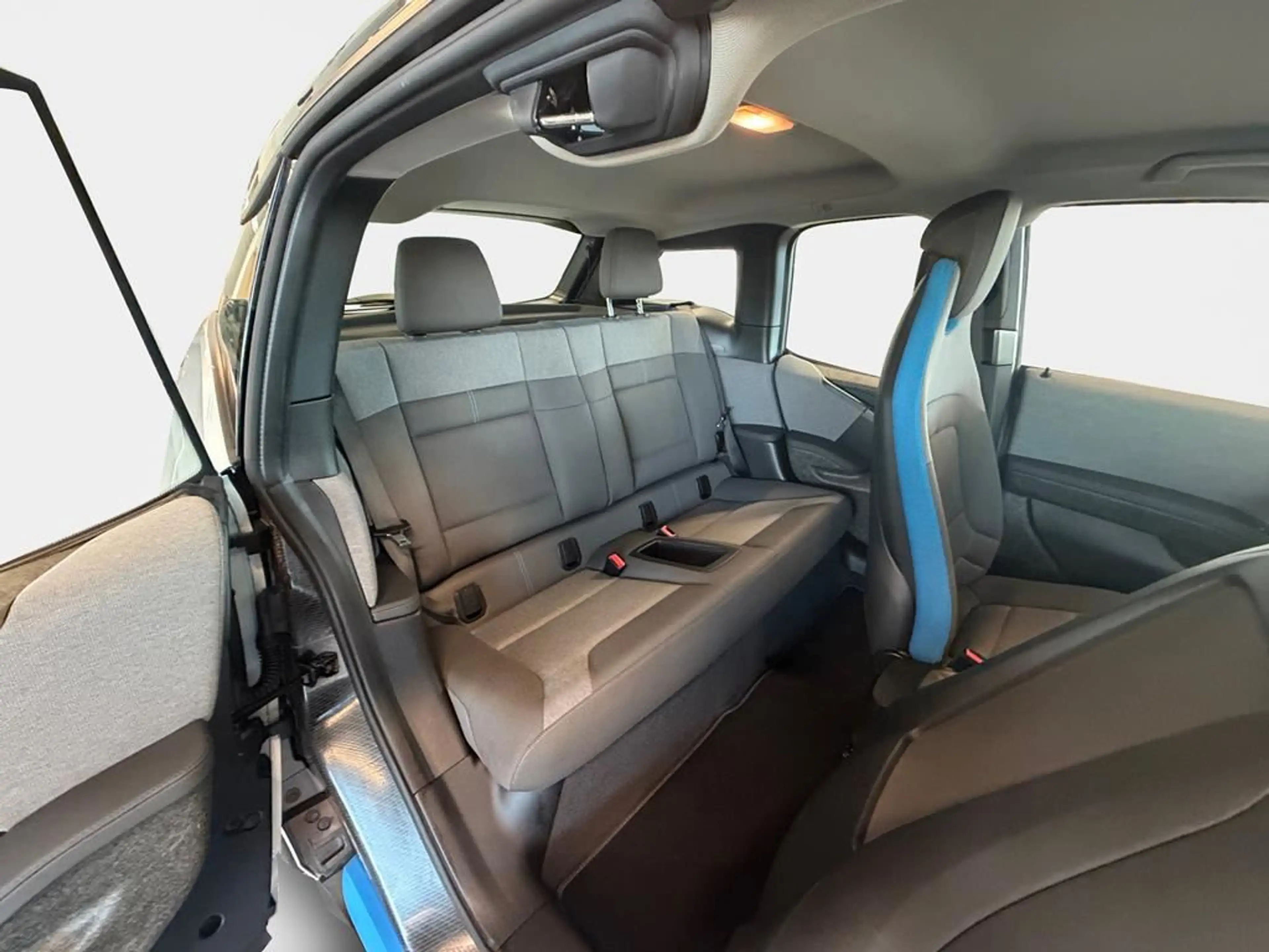 BMW i3 — photo 15