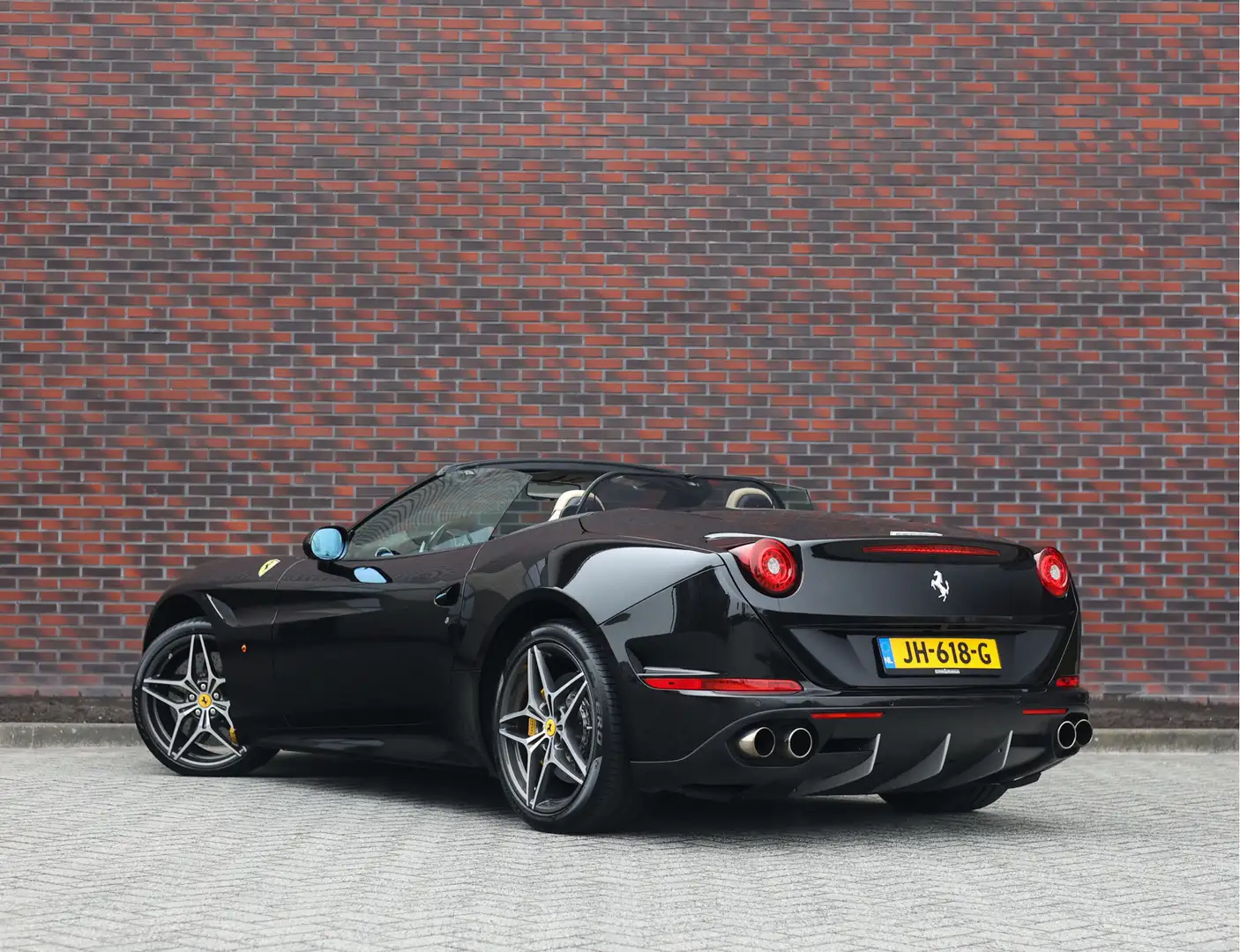 Ferrari California 3.9 T HELE | Camera - Dealer odh. Negro - 2